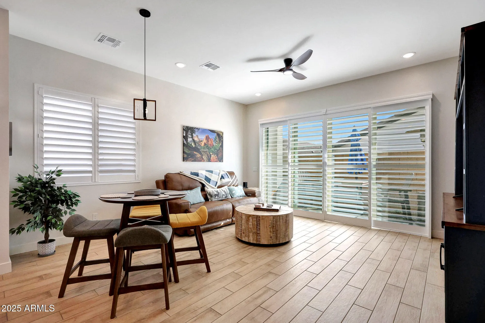 Property Slideshow image 14 of 42 | 20363 w sells dr, Buckeye, AZ, 85396