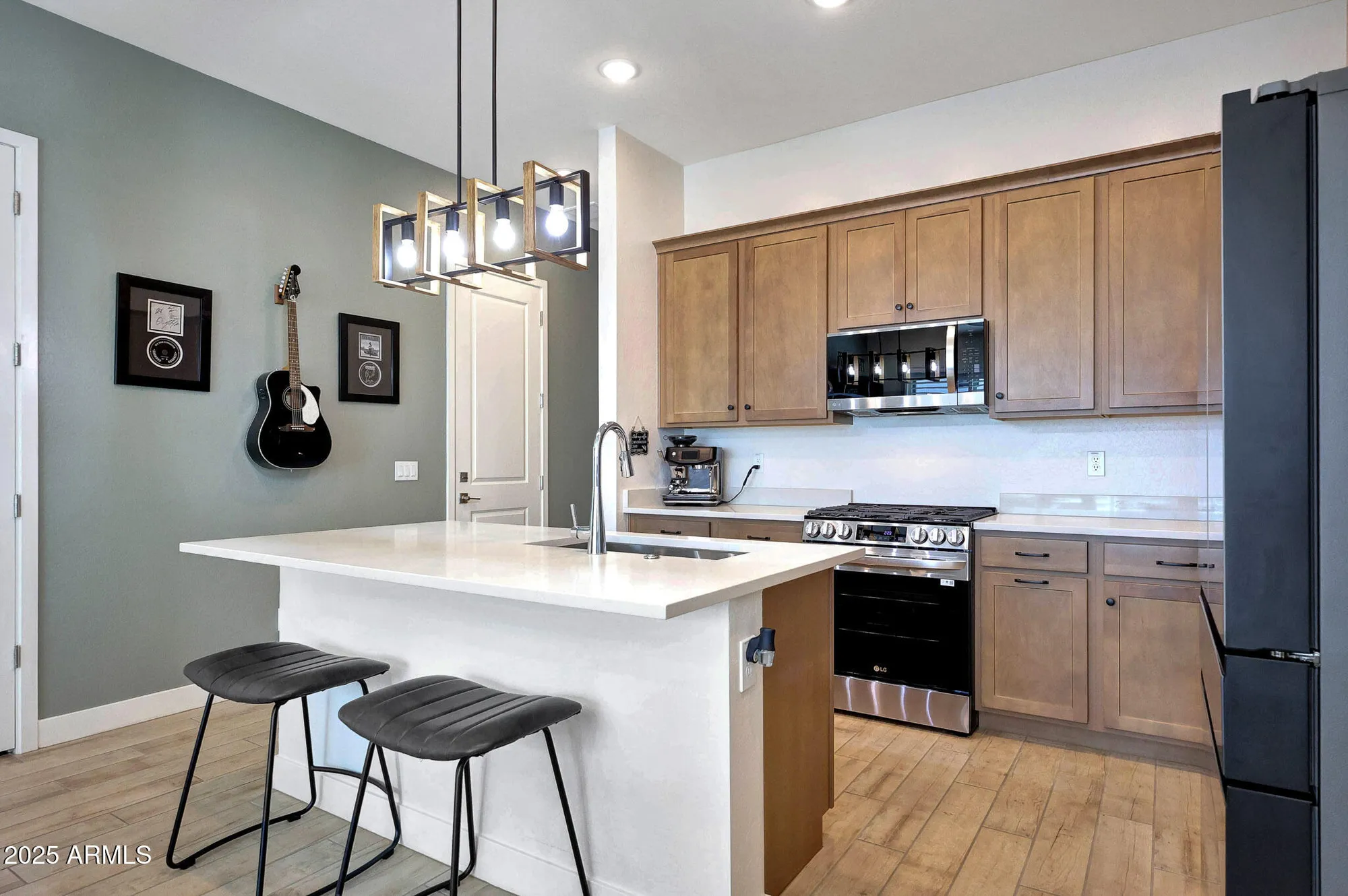 Property Slideshow image 20 of 42 | 20363 w sells dr, Buckeye, AZ, 85396