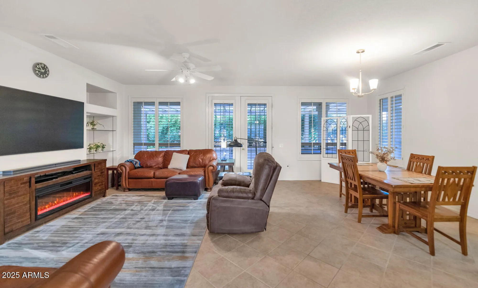 Property Slideshow image 10 of 42 | 15230 w cascade ct, Surprise, AZ, 85374