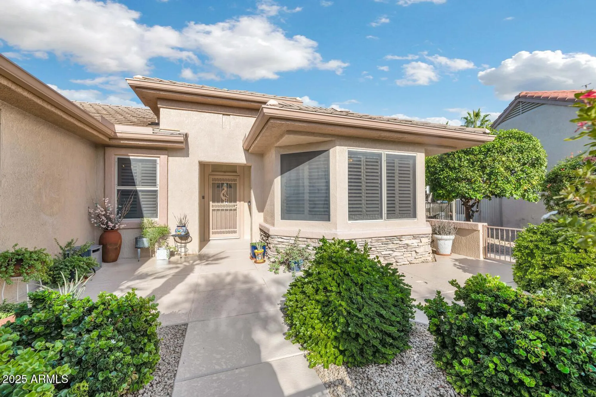 Property Slideshow image 2 of 42 | 15230 w cascade ct, Surprise, AZ, 85374