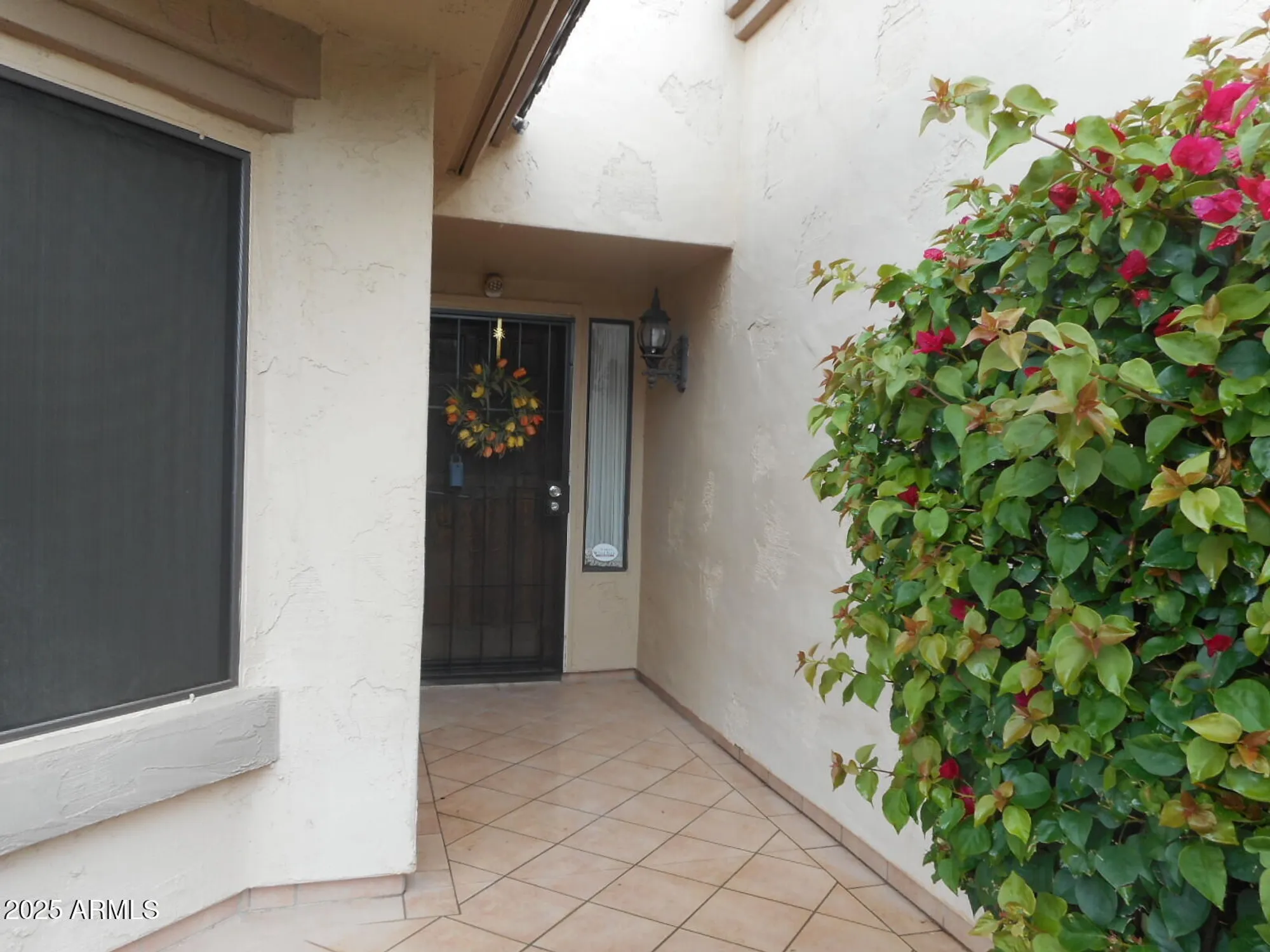 Property Slideshow image 1 of 7 | 19216 n 93rd dr, Peoria, AZ, 85382