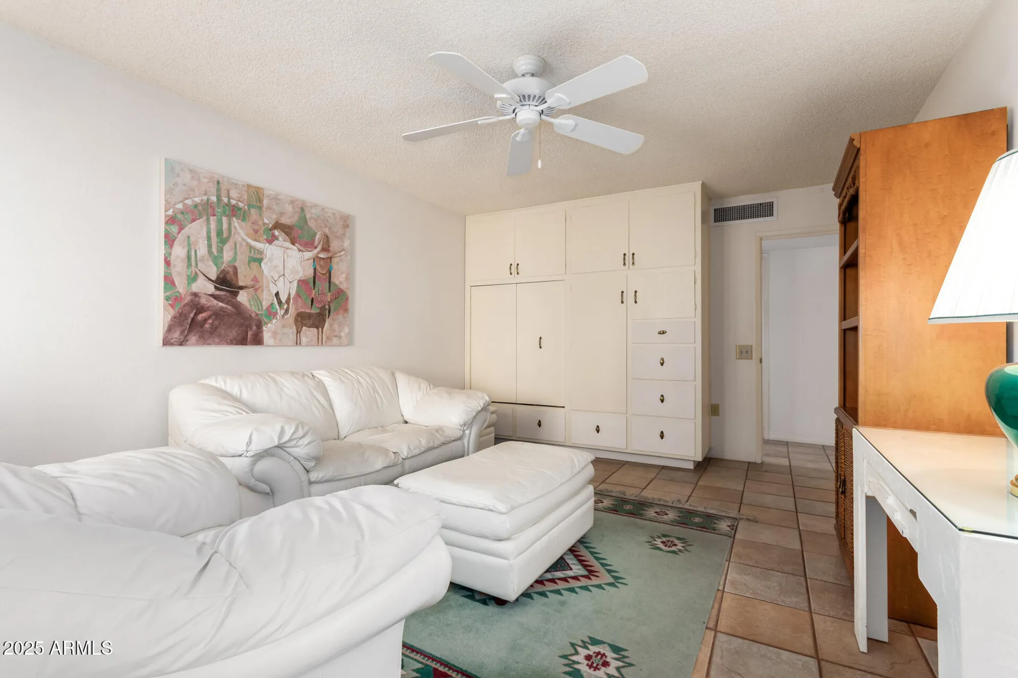 Property Slideshow image 26 of 36 | 10102 w concho cir, Sun City, AZ, 85373