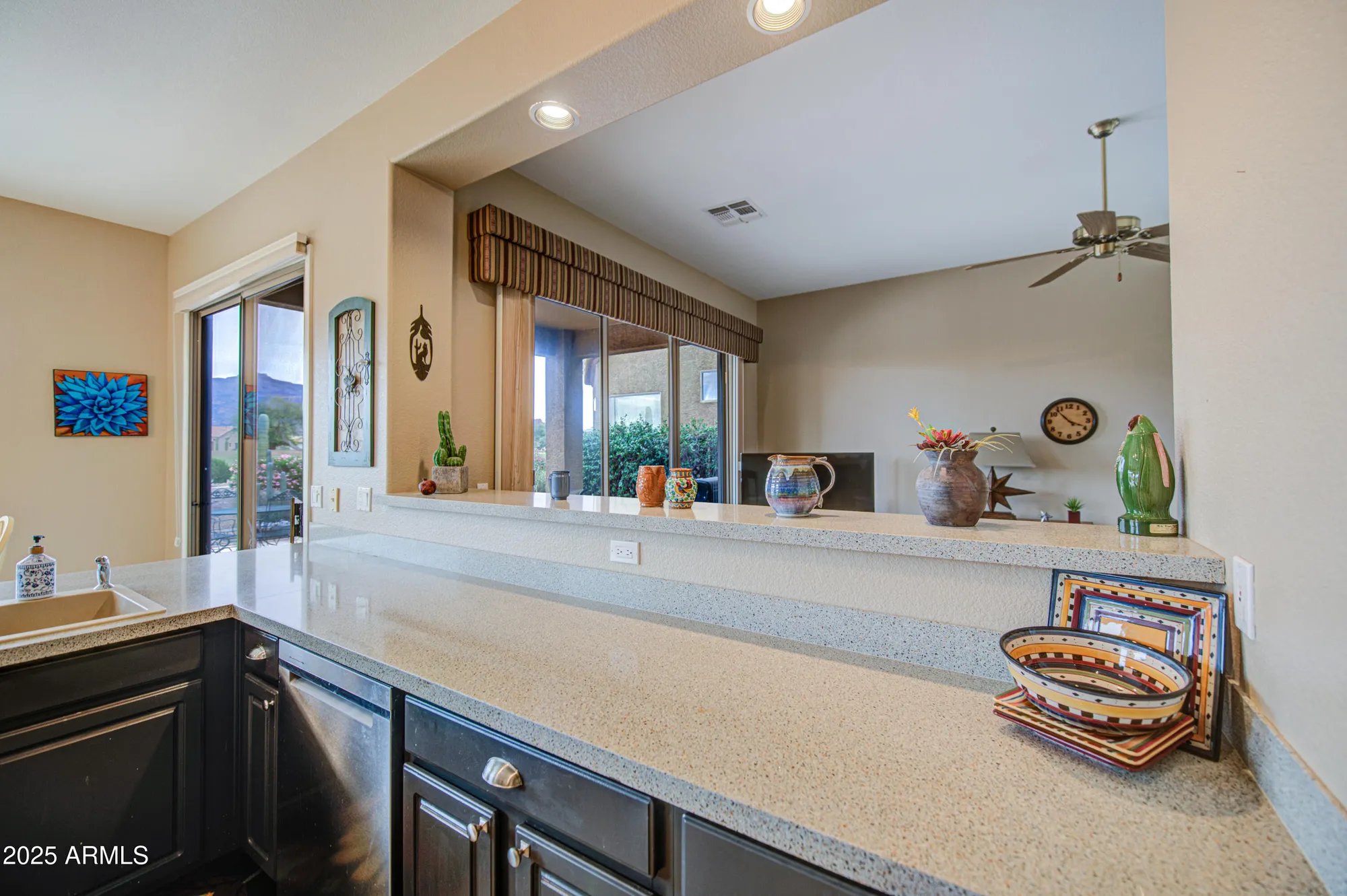 Property Slideshow image 4 of 35 | 7164 e canyon wren dr, Gold Canyon, AZ, 85118