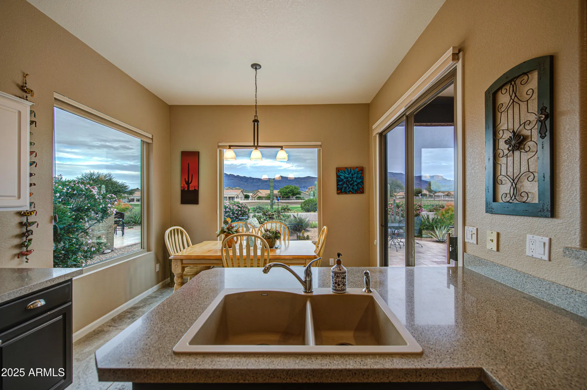 Property Slideshow image 6 of 35 | 7164 e canyon wren dr, Gold Canyon, AZ, 85118