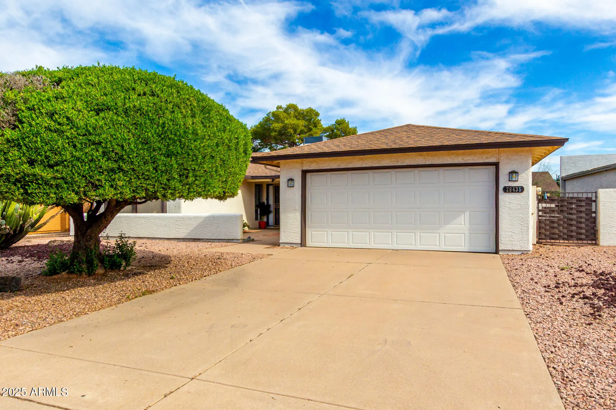 Property Slideshow image 1 of 57 | 26435 s hogan dr, Sun Lakes, AZ, 85248
