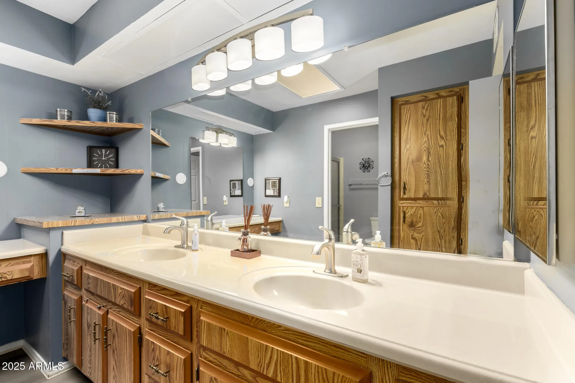 Property Slideshow image 14 of 57 | 26435 s hogan dr, Sun Lakes, AZ, 85248