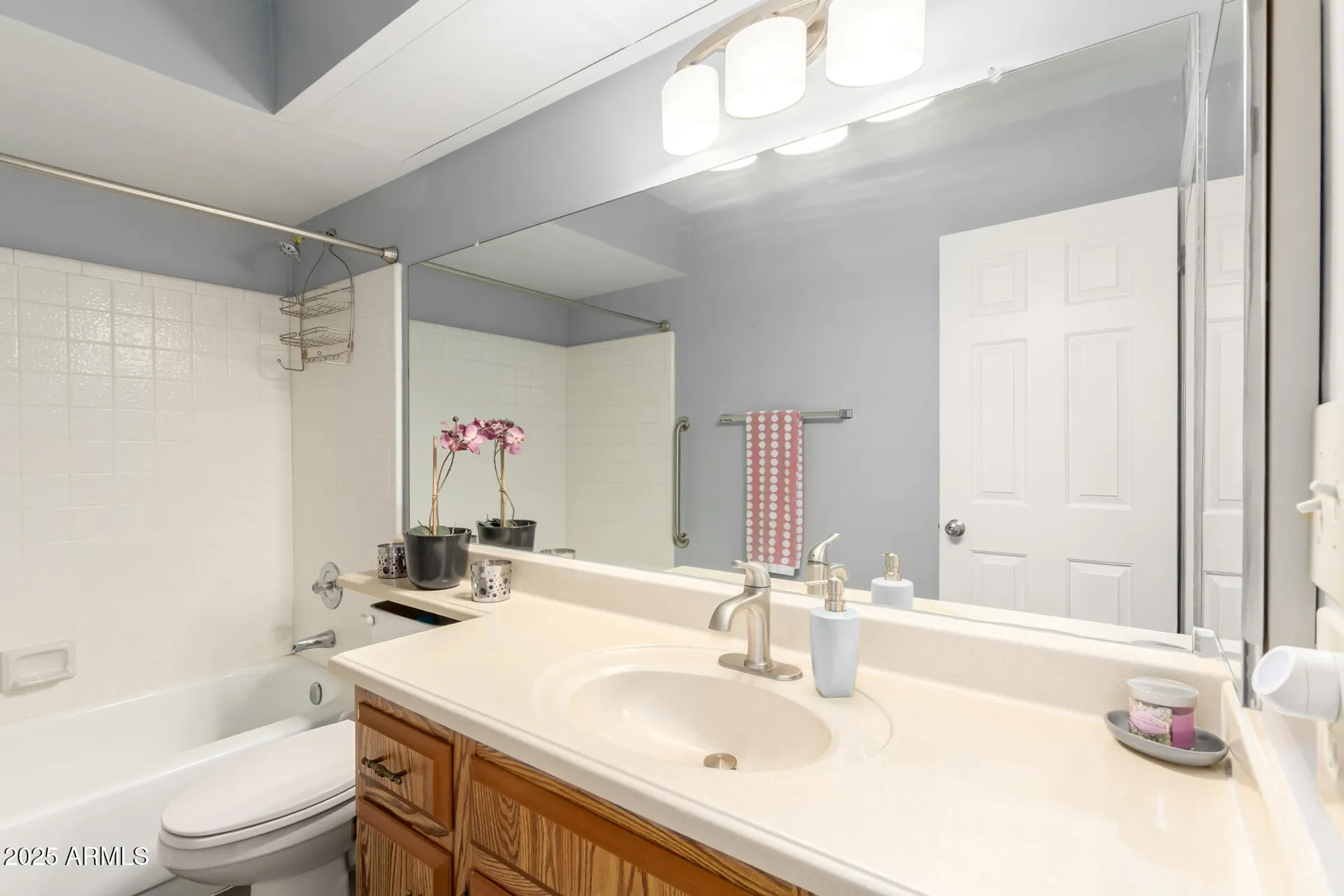 Property Slideshow image 20 of 57 | 26435 s hogan dr, Sun Lakes, AZ, 85248