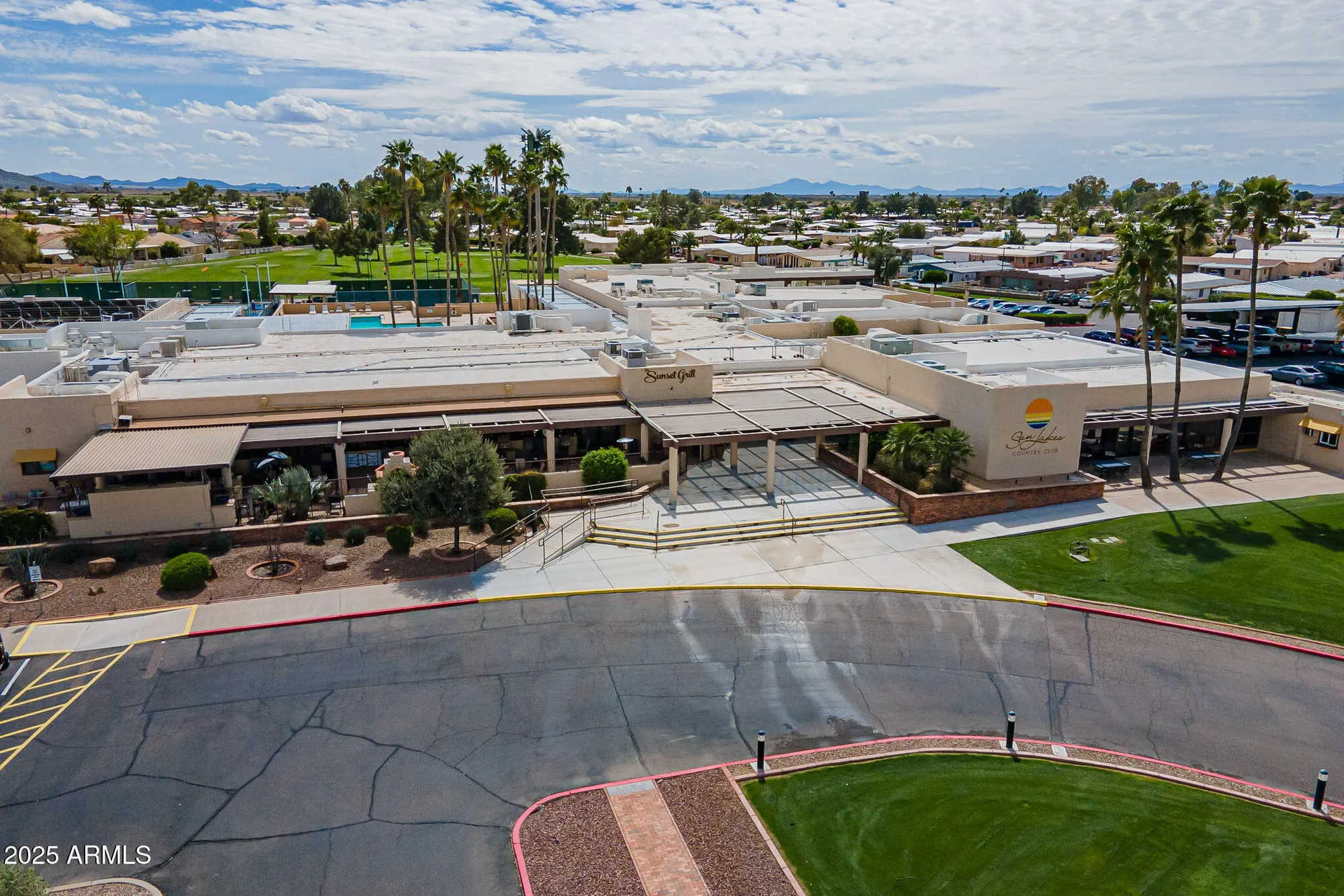 Property Slideshow image 55 of 57 | 26435 s hogan dr, Sun Lakes, AZ, 85248