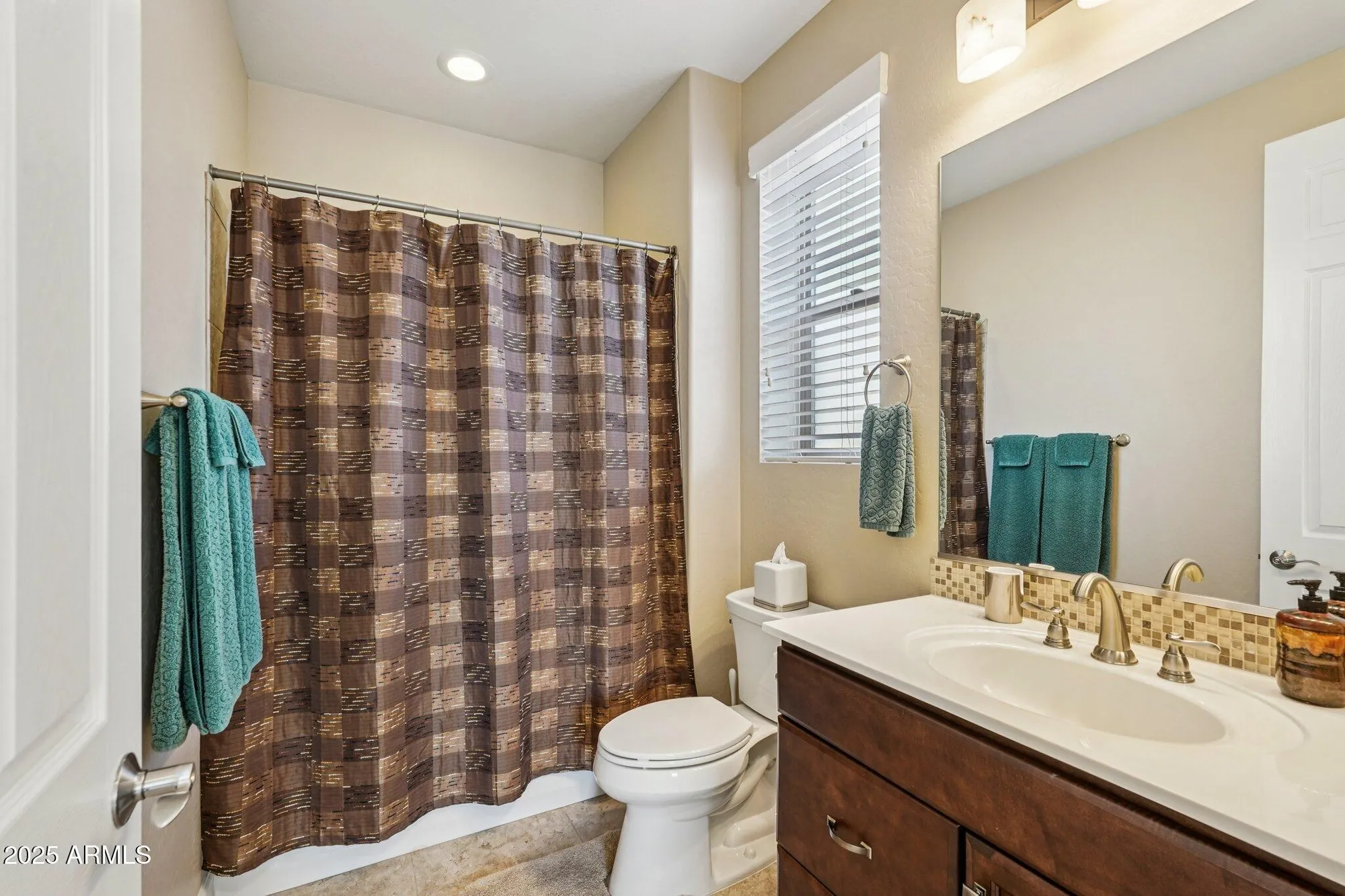 Property Slideshow image 26 of 70 | 2352 n 168th ave, Goodyear, AZ, 85395