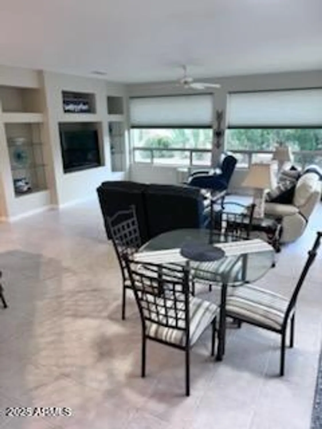 Property Slideshow image 12 of 35 | 15504 w coral pointe dr, Surprise, AZ, 85374