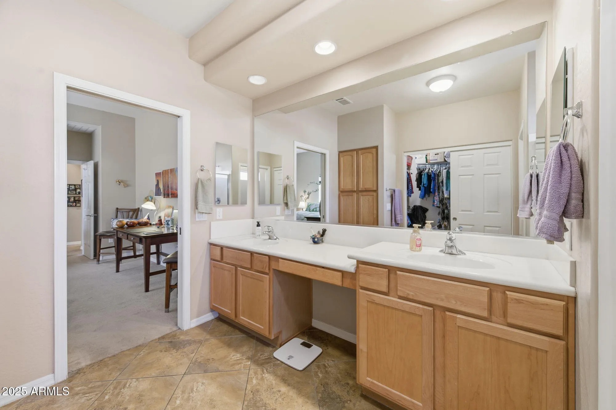 Property Slideshow image 17 of 29 | 1535 e melrose dr, Casa Grande, AZ, 85122