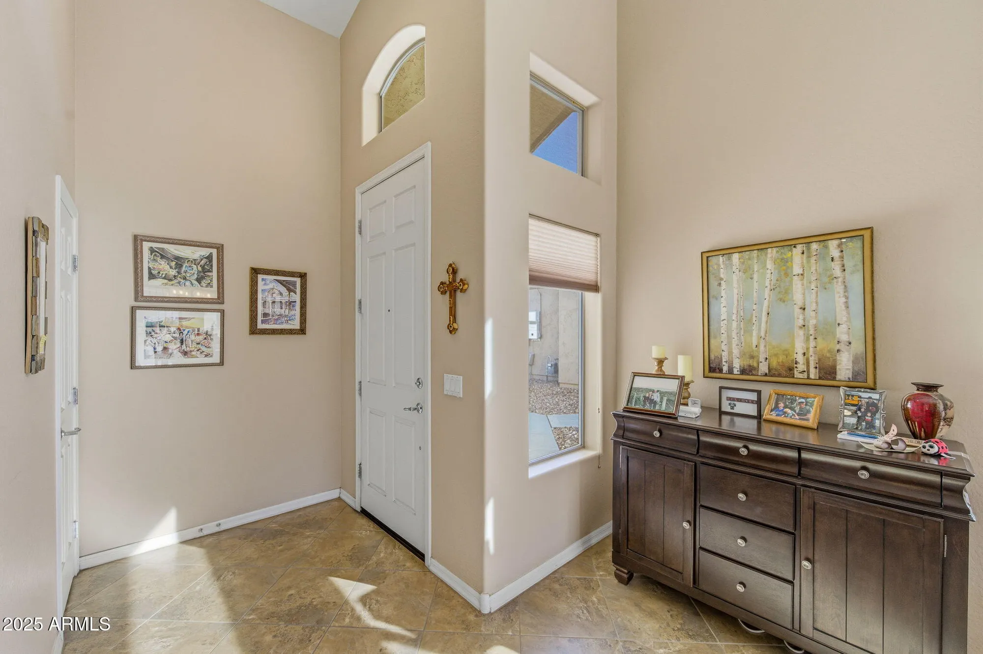 Property Slideshow image 4 of 29 | 1535 e melrose dr, Casa Grande, AZ, 85122