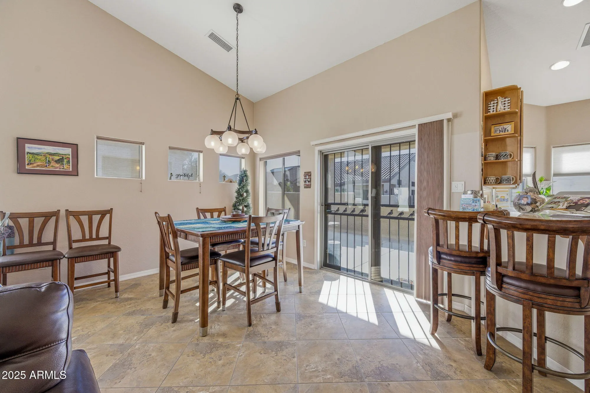 Property Slideshow image 7 of 29 | 1535 e melrose dr, Casa Grande, AZ, 85122