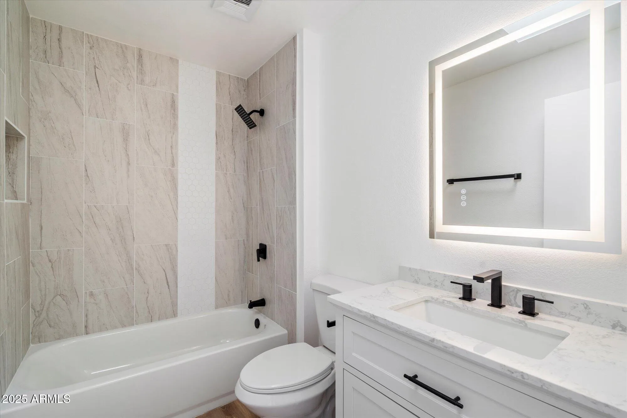 Property Slideshow image 15 of 20 | 9426 n 109th dr, Sun City, AZ, 85351