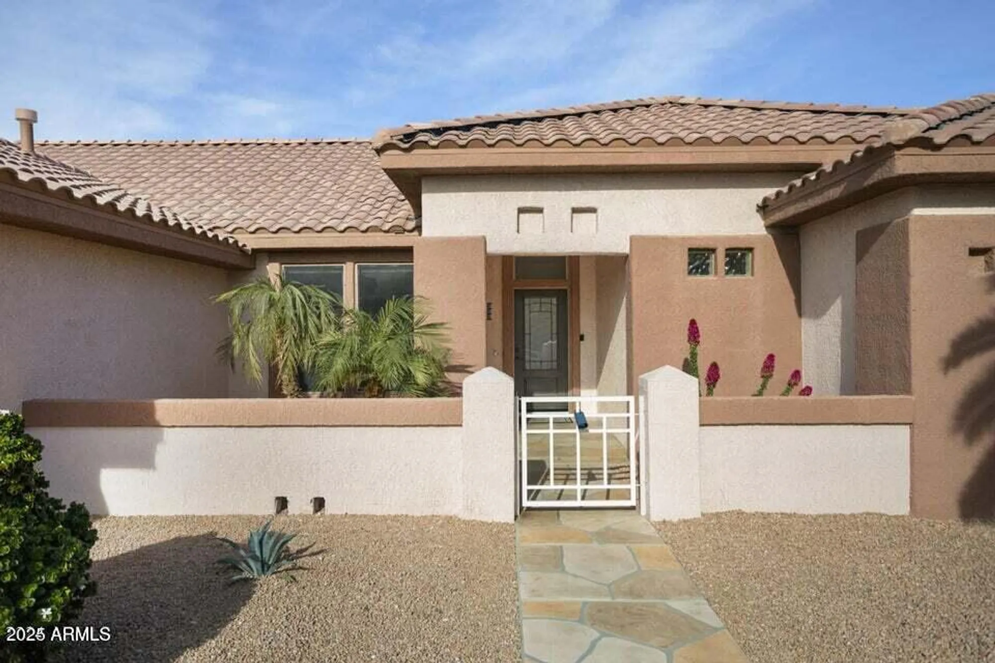 Property Slideshow image 4 of 31 | 15744 w clear canyon dr, Surprise, AZ, 85374