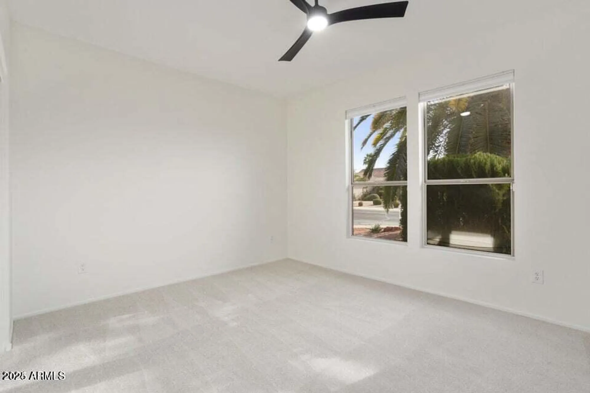 Property Slideshow image 20 of 31 | 15744 w clear canyon dr, Surprise, AZ, 85374