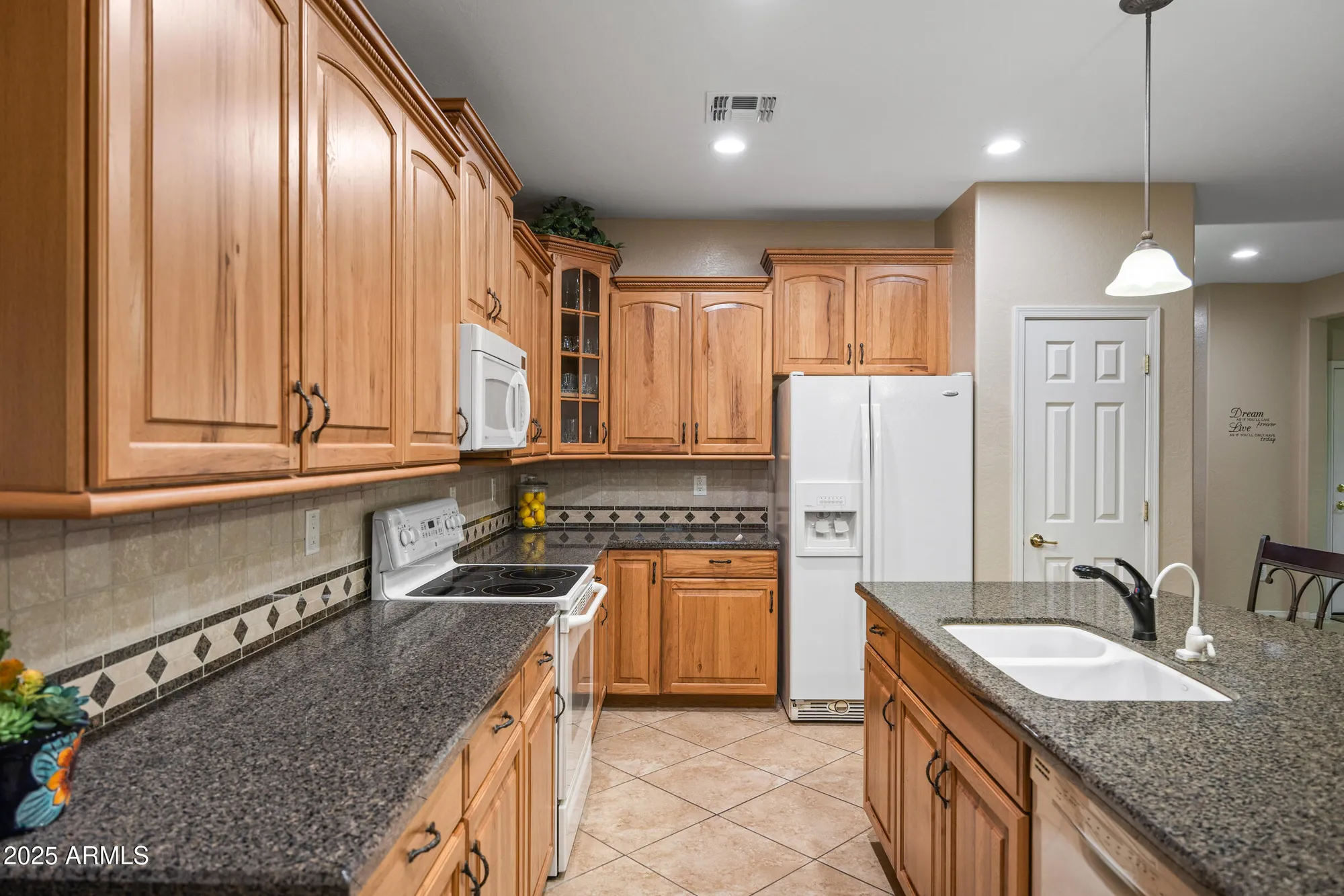 Property Slideshow image 8 of 56 | 42457 w candyland pl, Maricopa, AZ, 85138