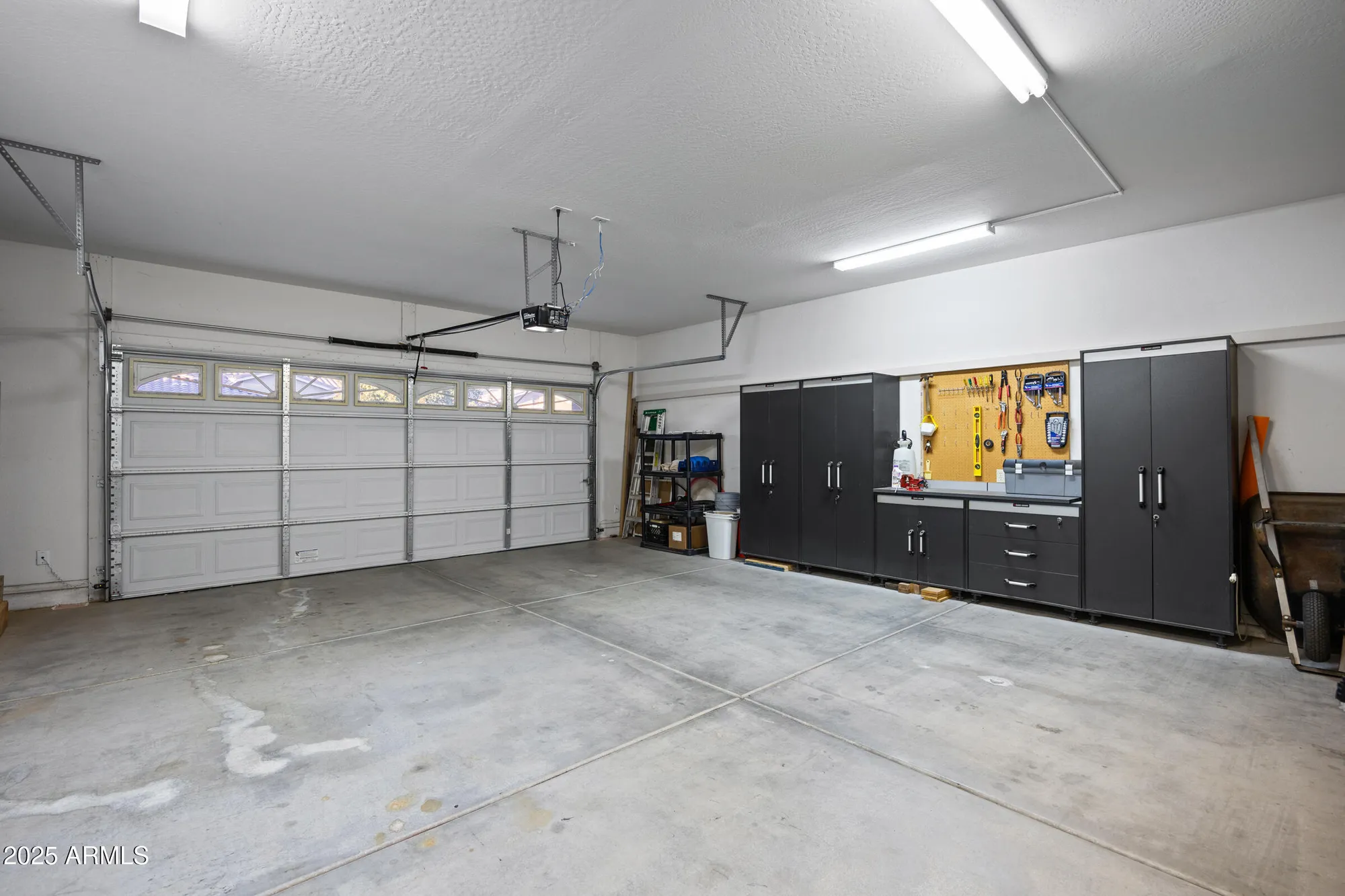 Property Slideshow image 19 of 56 | 42457 w candyland pl, Maricopa, AZ, 85138