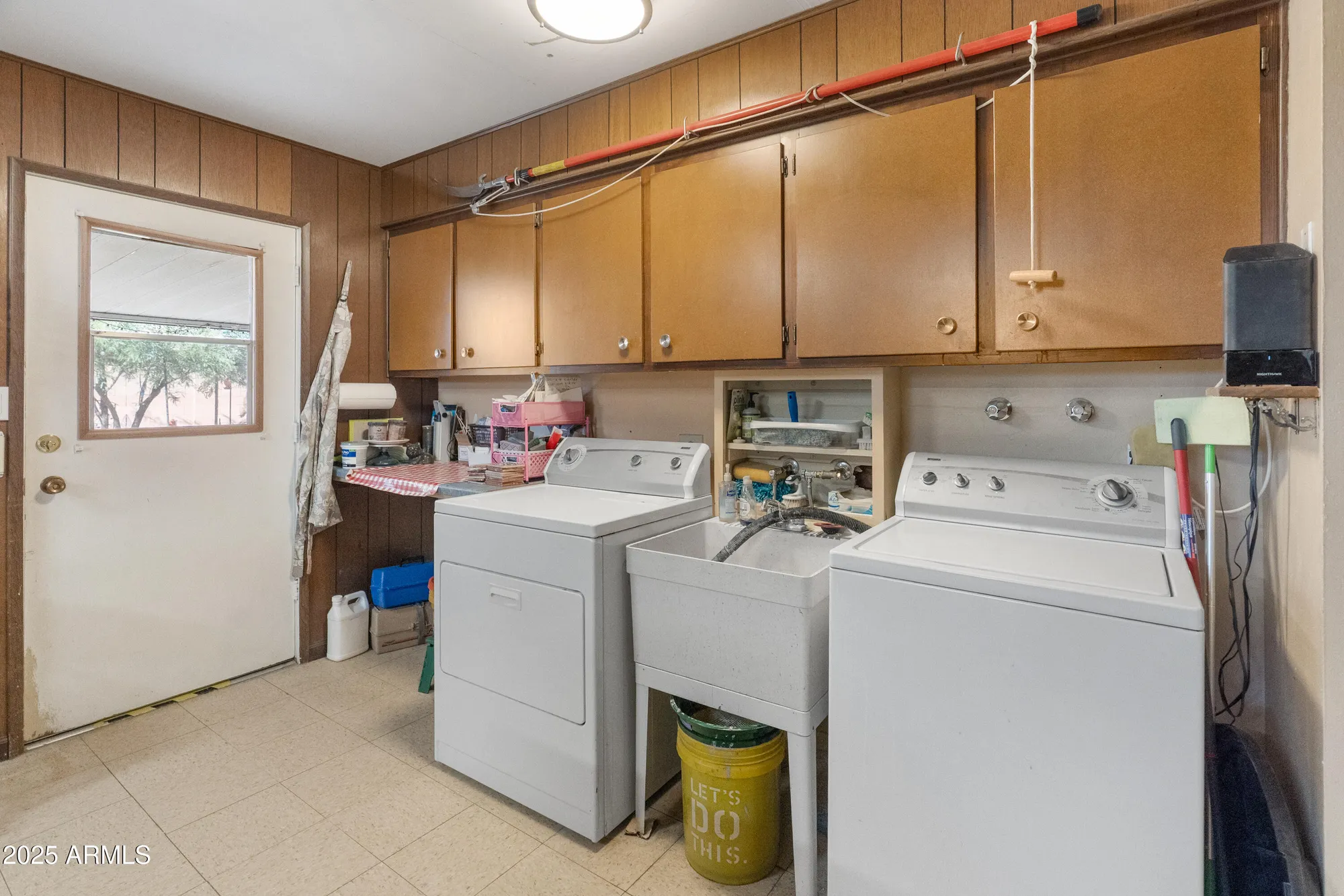 Property Slideshow image 33 of 59 | 11052 w meade dr, Sun City, AZ, 85351