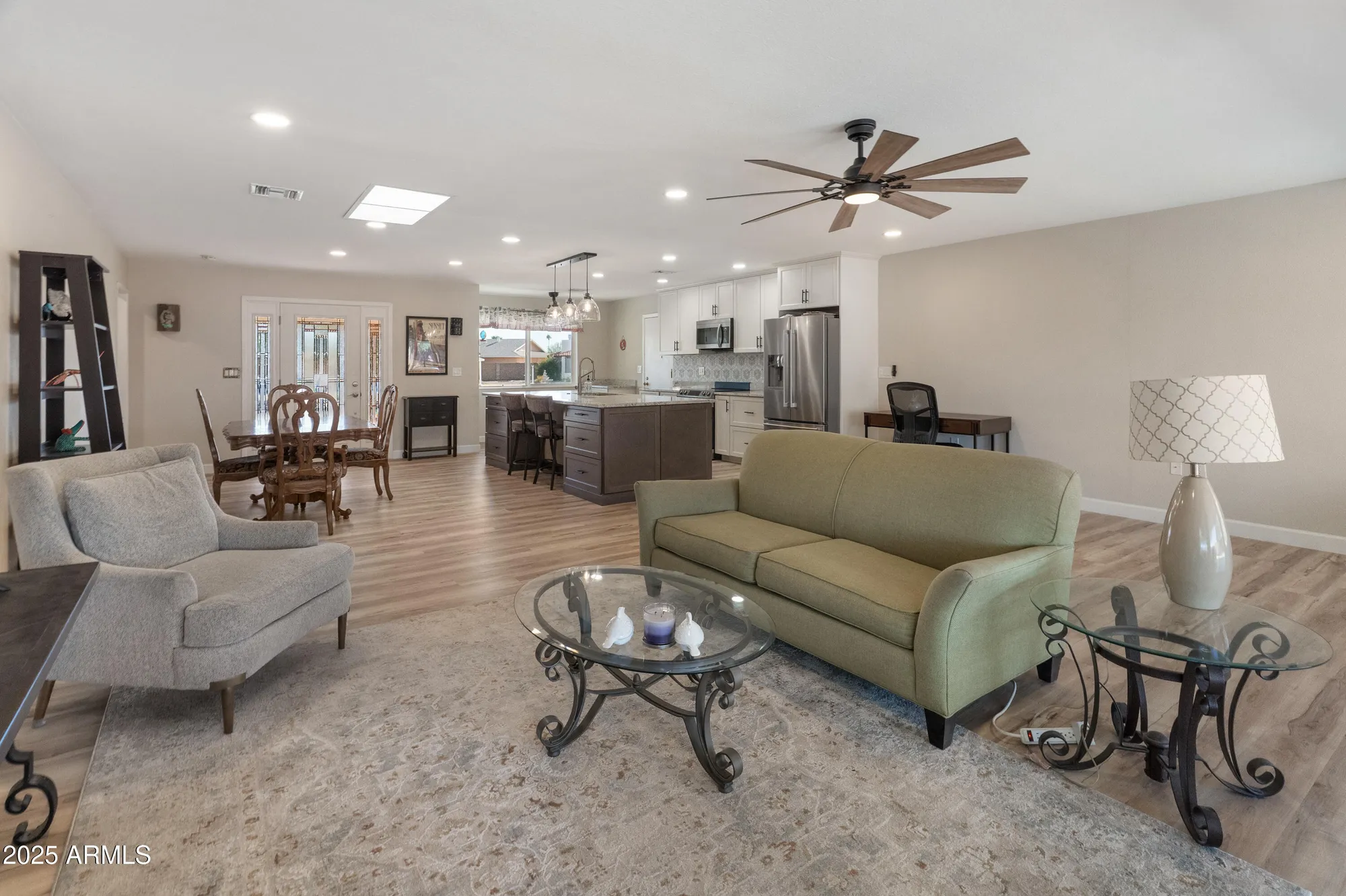 Property Slideshow image 18 of 59 | 11052 w meade dr, Sun City, AZ, 85351