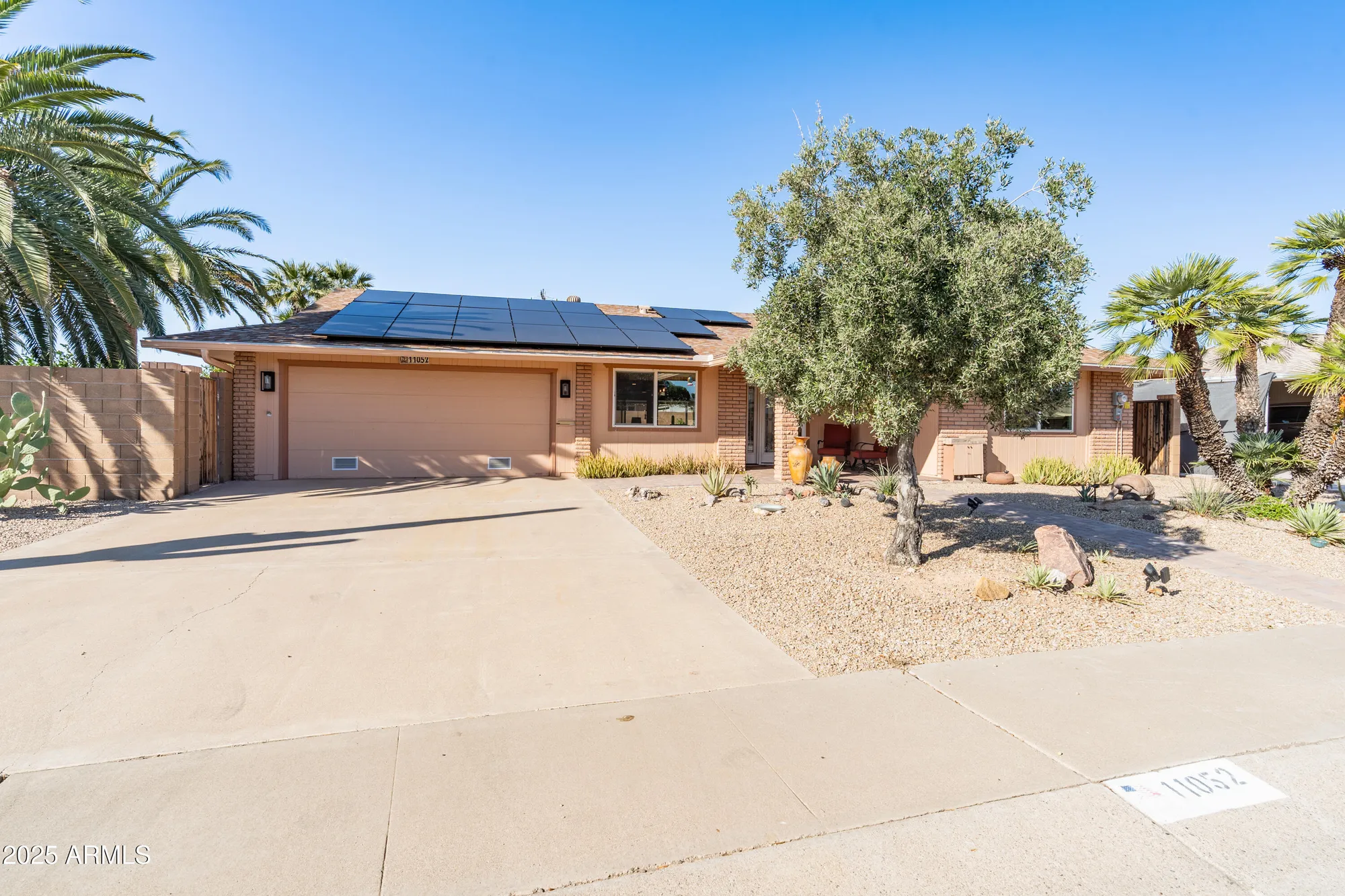 Property Slideshow image 3 of 59 | 11052 w meade dr, Sun City, AZ, 85351