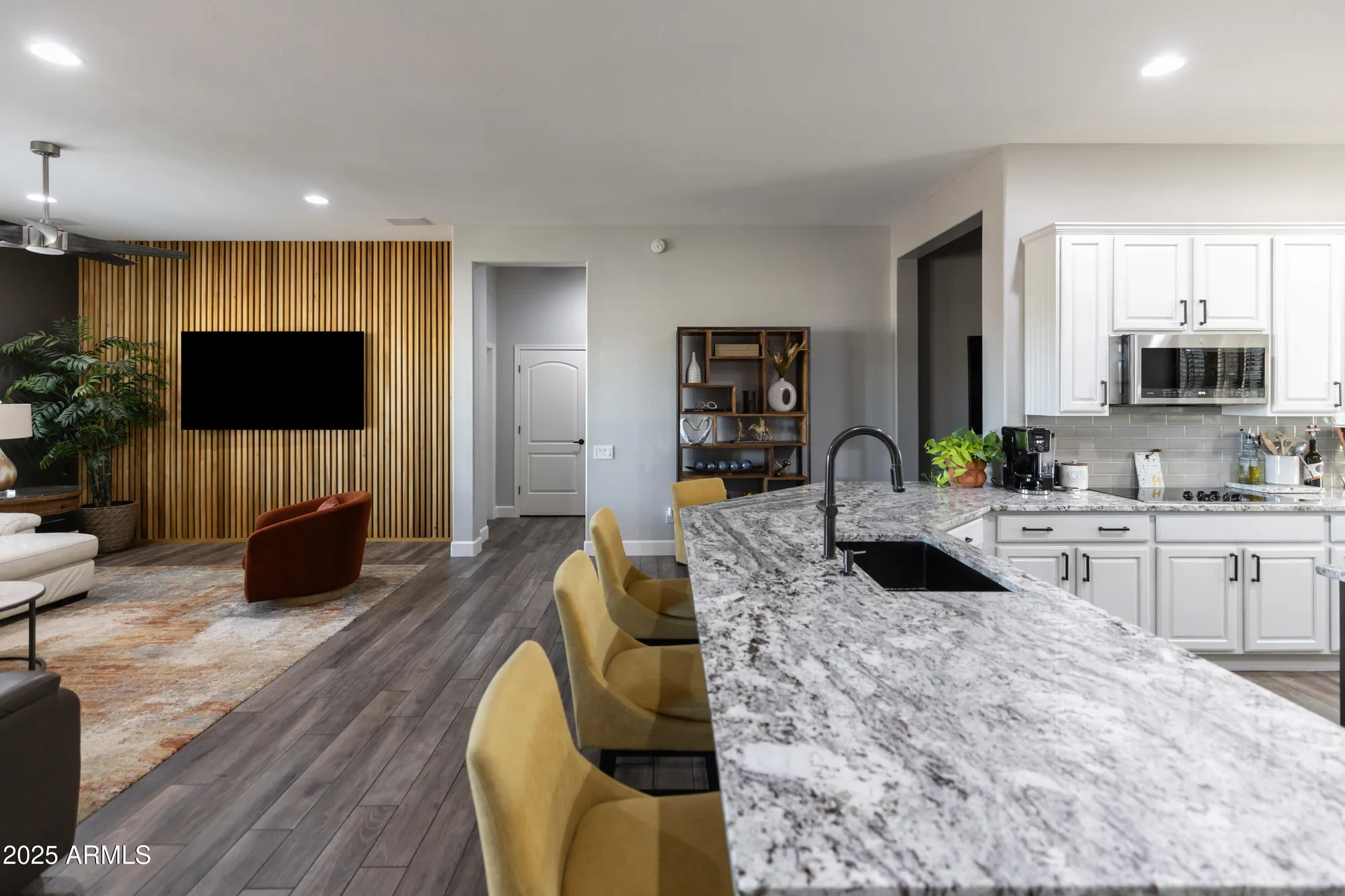 Property Slideshow image 15 of 62 | 22829 n los gatos dr, Sun City West, AZ, 85375