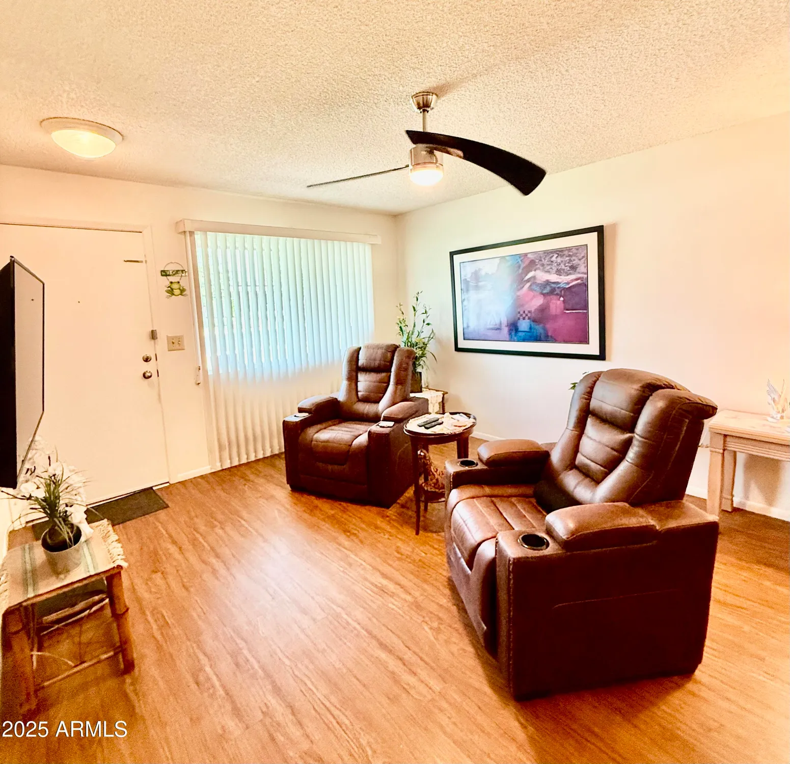 Property Slideshow image 4 of 21 | 11019 w santa fe dr, Sun City, AZ, 85351