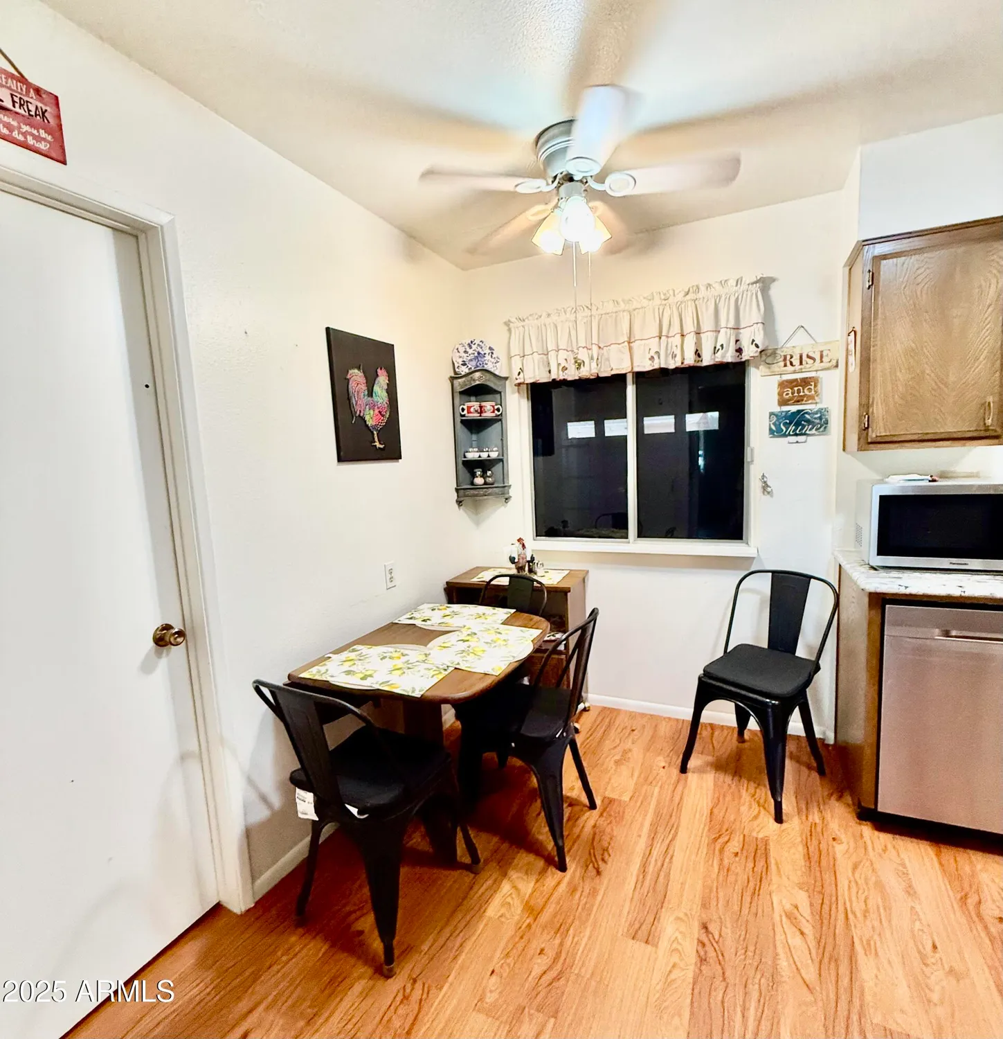 Property Slideshow image 6 of 21 | 11019 w santa fe dr, Sun City, AZ, 85351