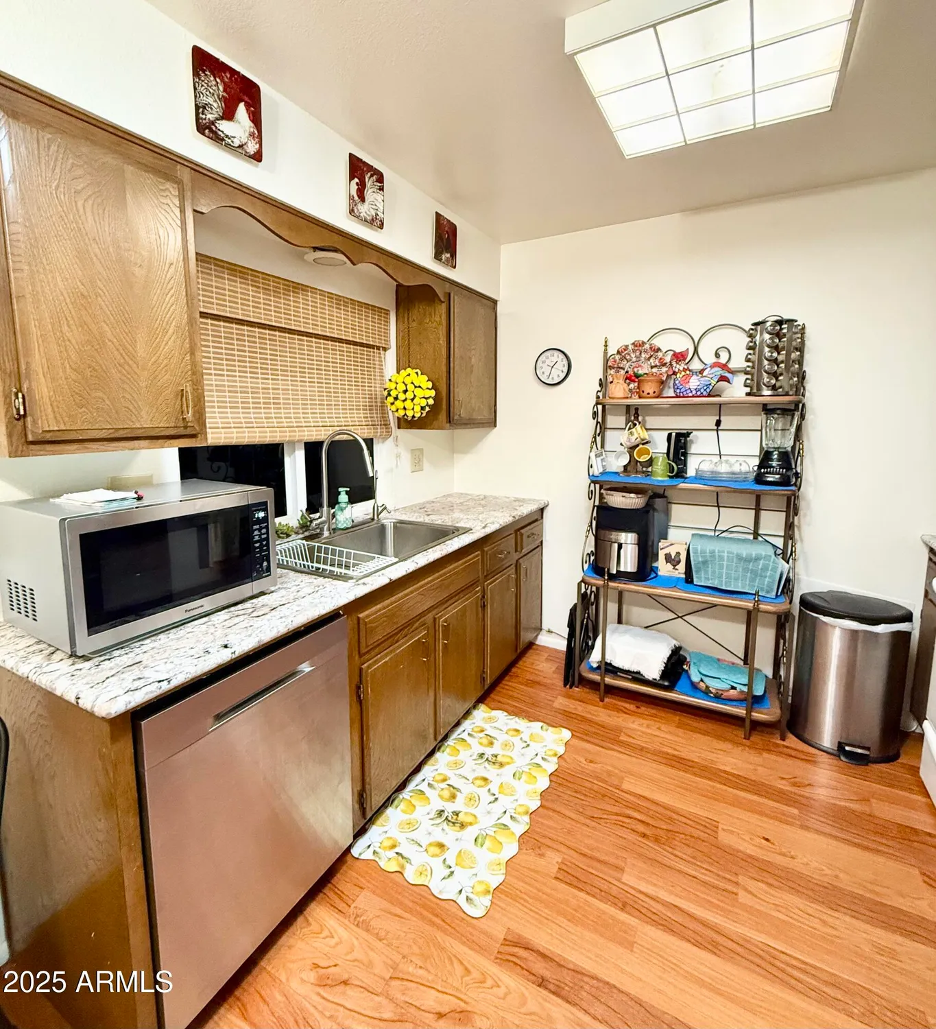 Property Slideshow image 7 of 21 | 11019 w santa fe dr, Sun City, AZ, 85351