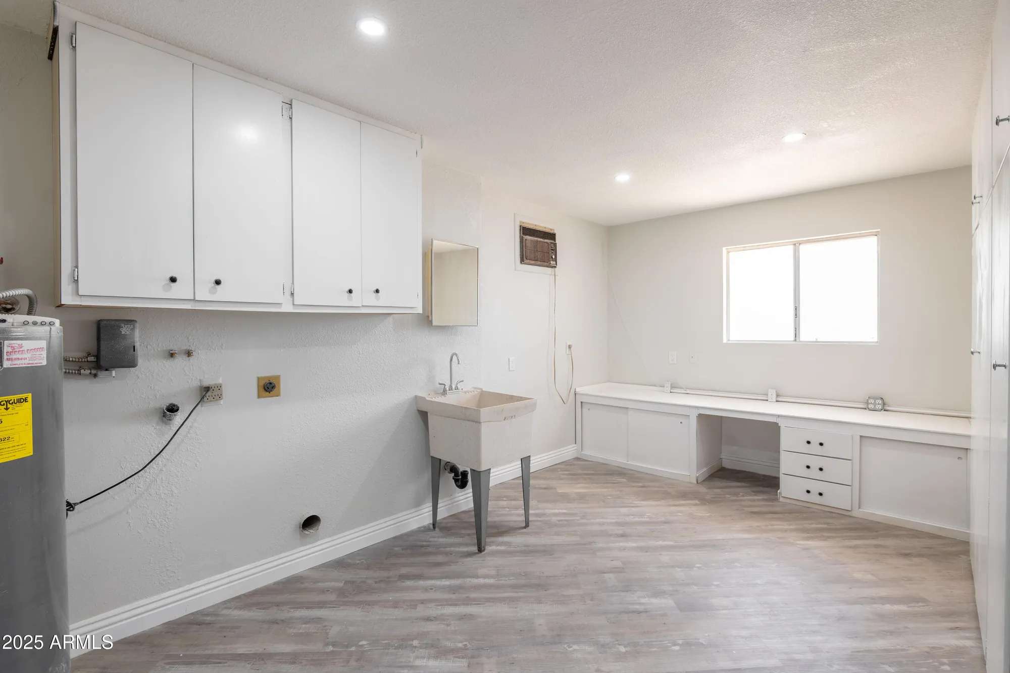 Property Slideshow image 23 of 36 | 9507 w granada dr, Sun City, AZ, 85373