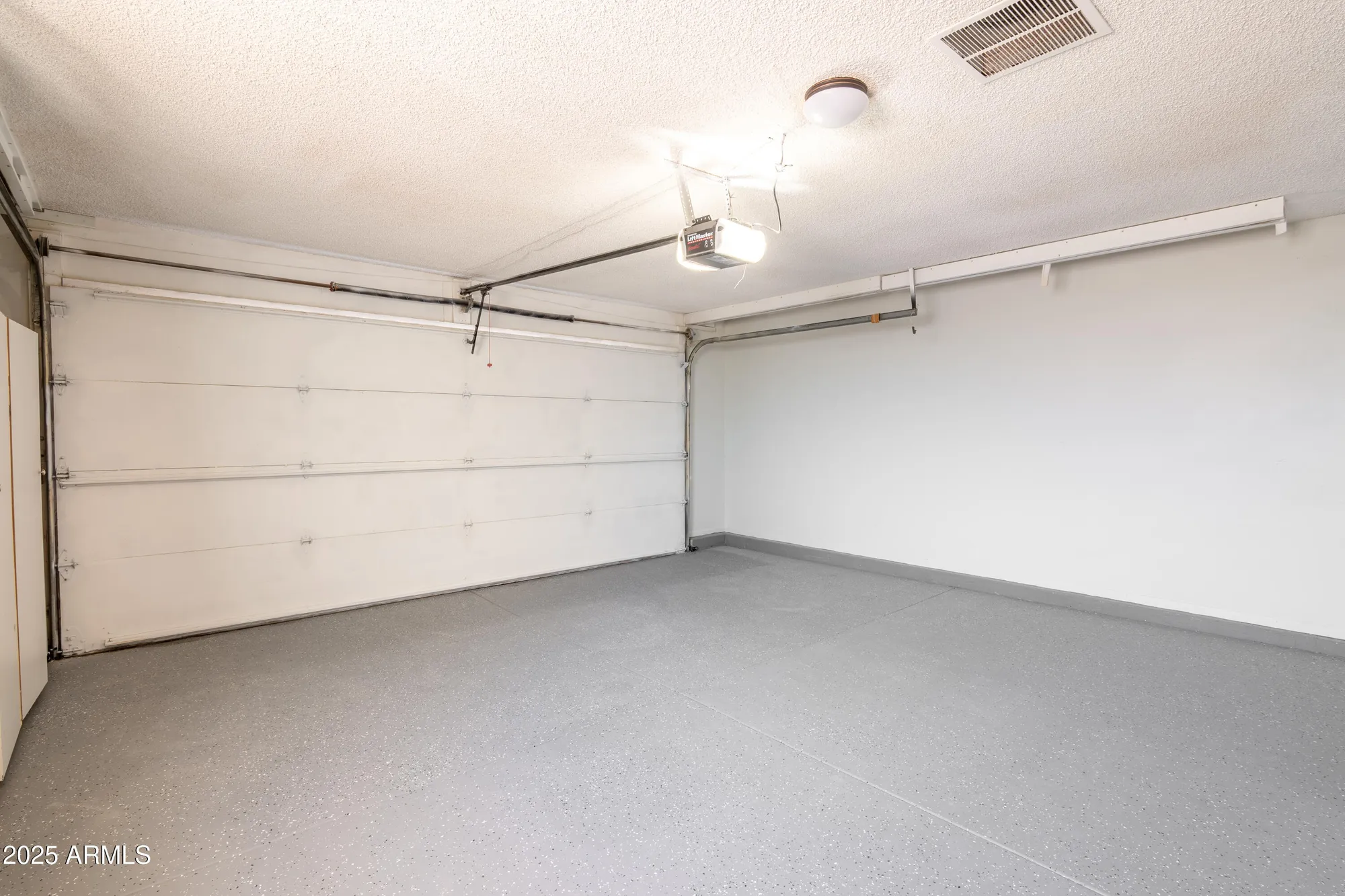 Property Slideshow image 29 of 36 | 9507 w granada dr, Sun City, AZ, 85373