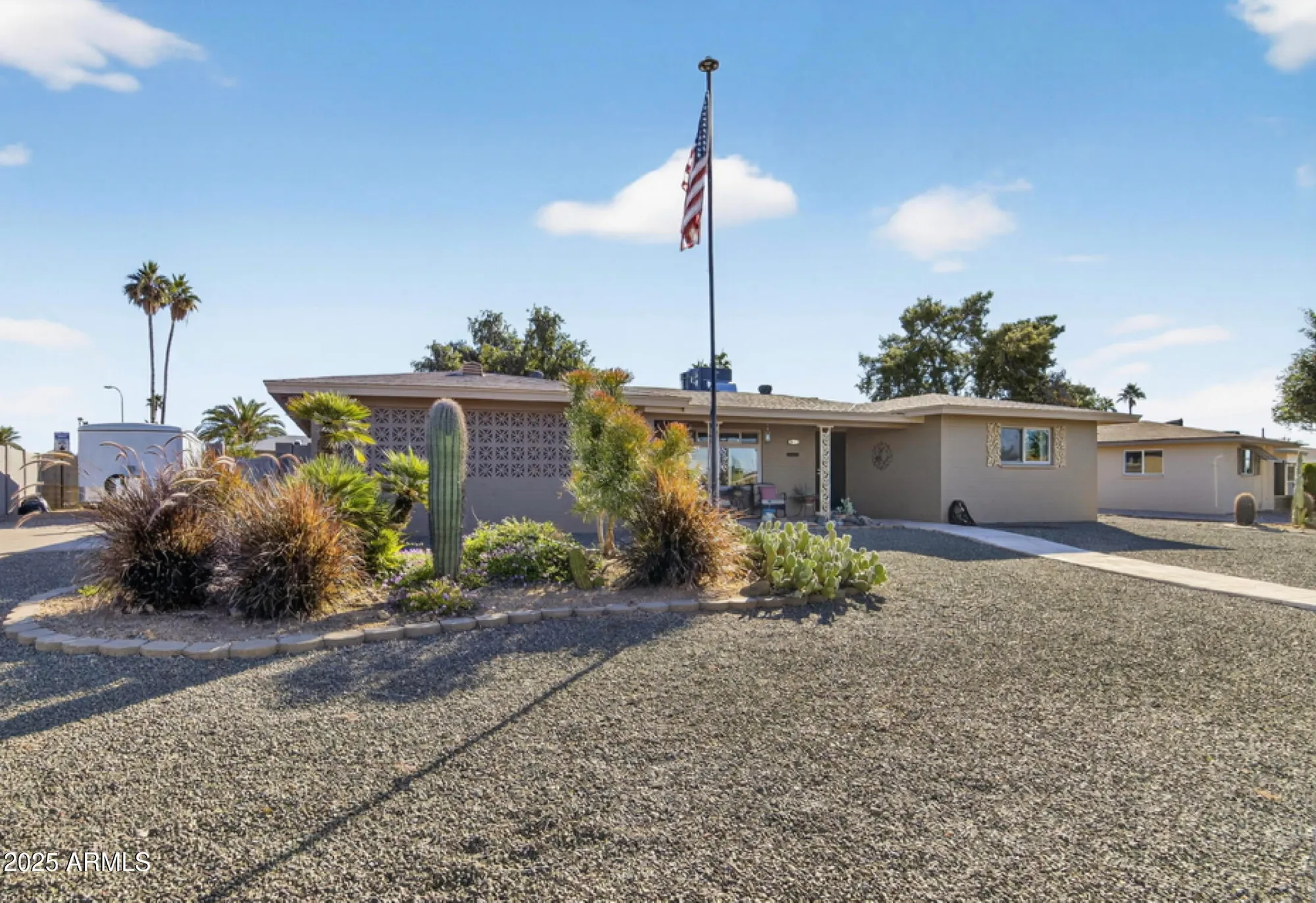 Property Slideshow image 26 of 35 | 649 n 61st pl, Mesa, AZ, 85205