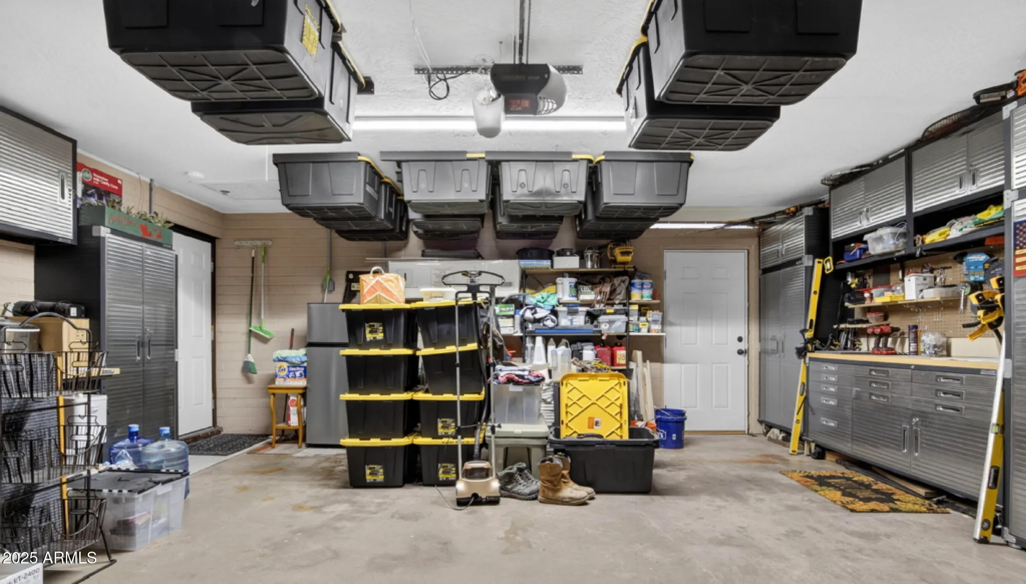 Property Slideshow image 24 of 35 | 649 n 61st pl, Mesa, AZ, 85205