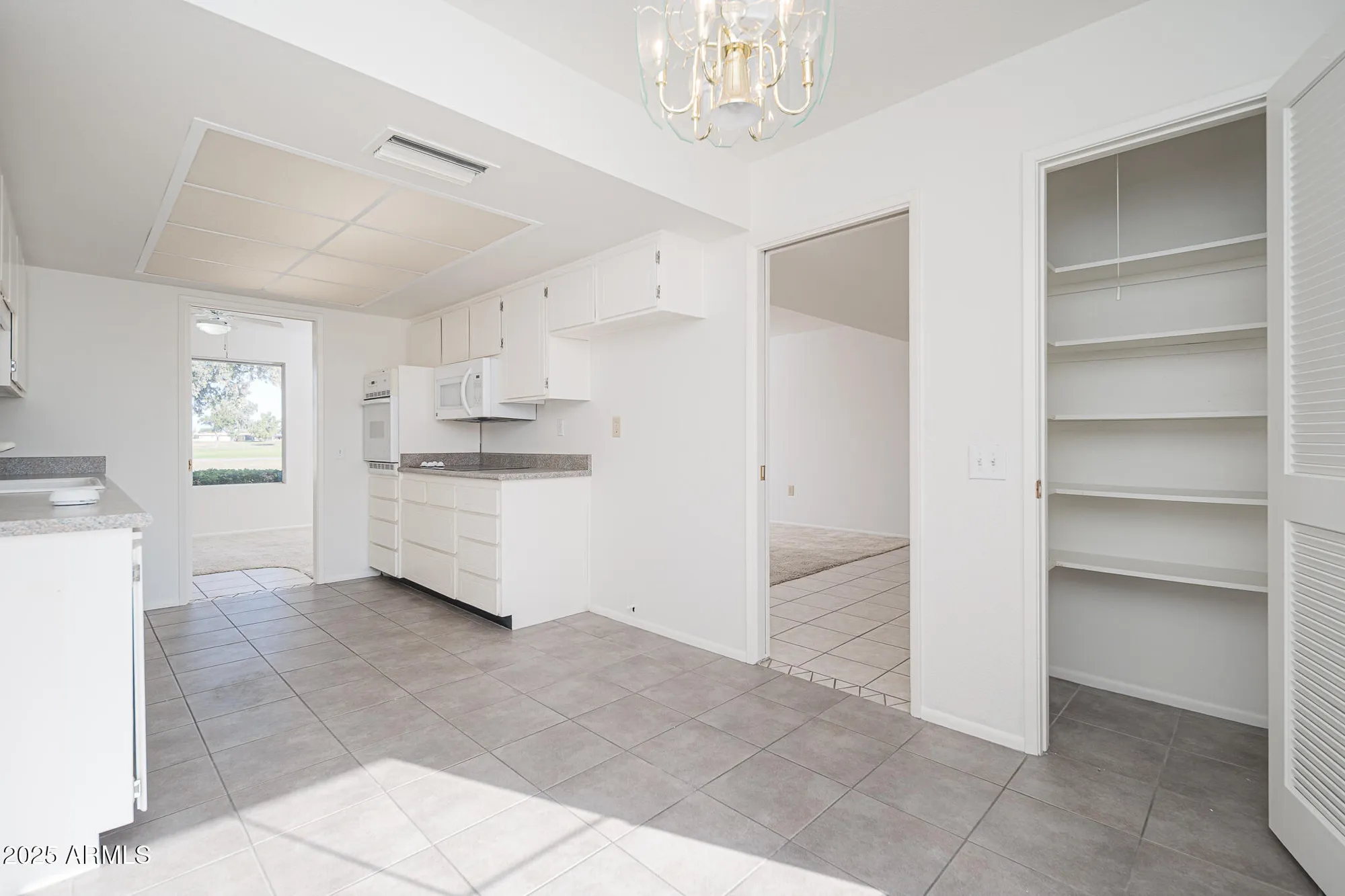 Property Slideshow image 5 of 45 | 10632 w brookside dr, Sun City, AZ, 85351