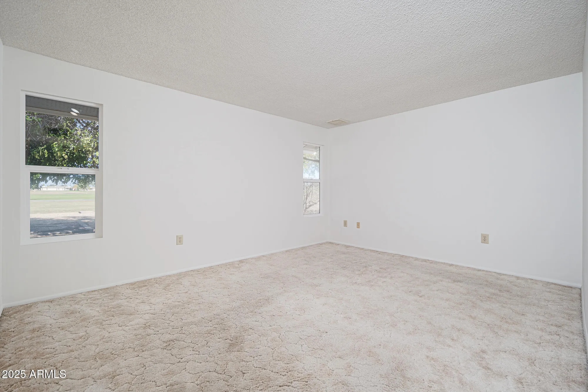 Property Slideshow image 8 of 45 | 10632 w brookside dr, Sun City, AZ, 85351