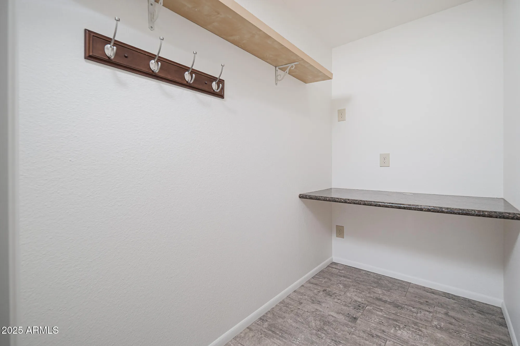 Property Slideshow image 7 of 45 | 10632 w brookside dr, Sun City, AZ, 85351