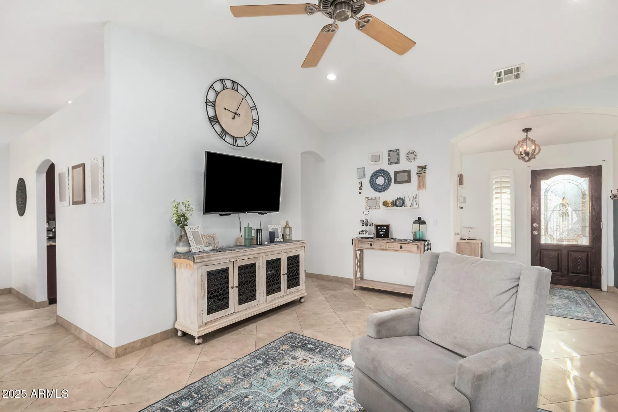 Property Slideshow image 5 of 37 | 11402 s 44th st, Phoenix, AZ, 85044