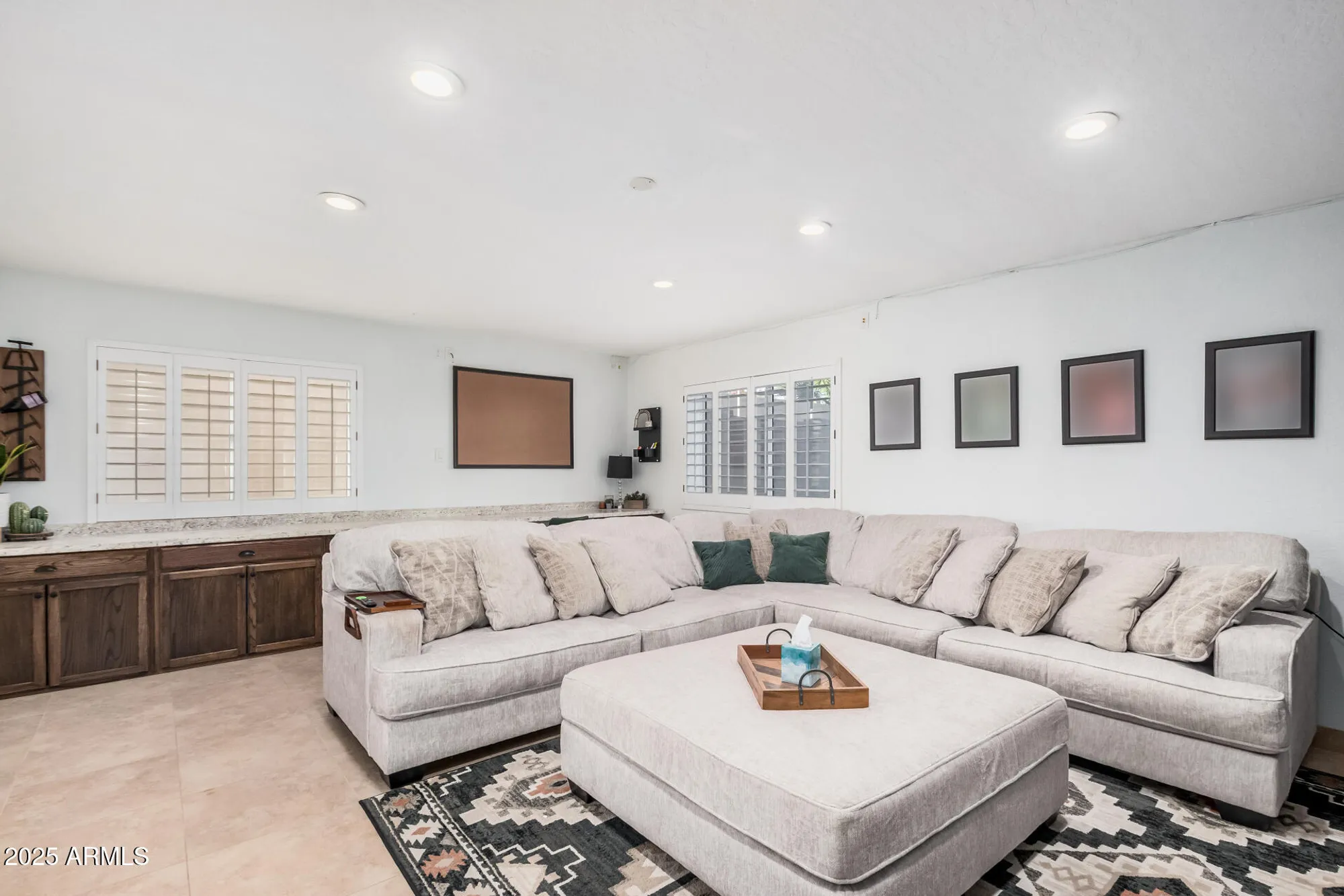 Property Slideshow image 22 of 37 | 11402 s 44th st, Phoenix, AZ, 85044