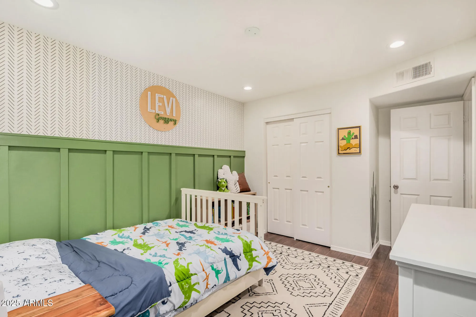 Property Slideshow image 18 of 37 | 11402 s 44th st, Phoenix, AZ, 85044