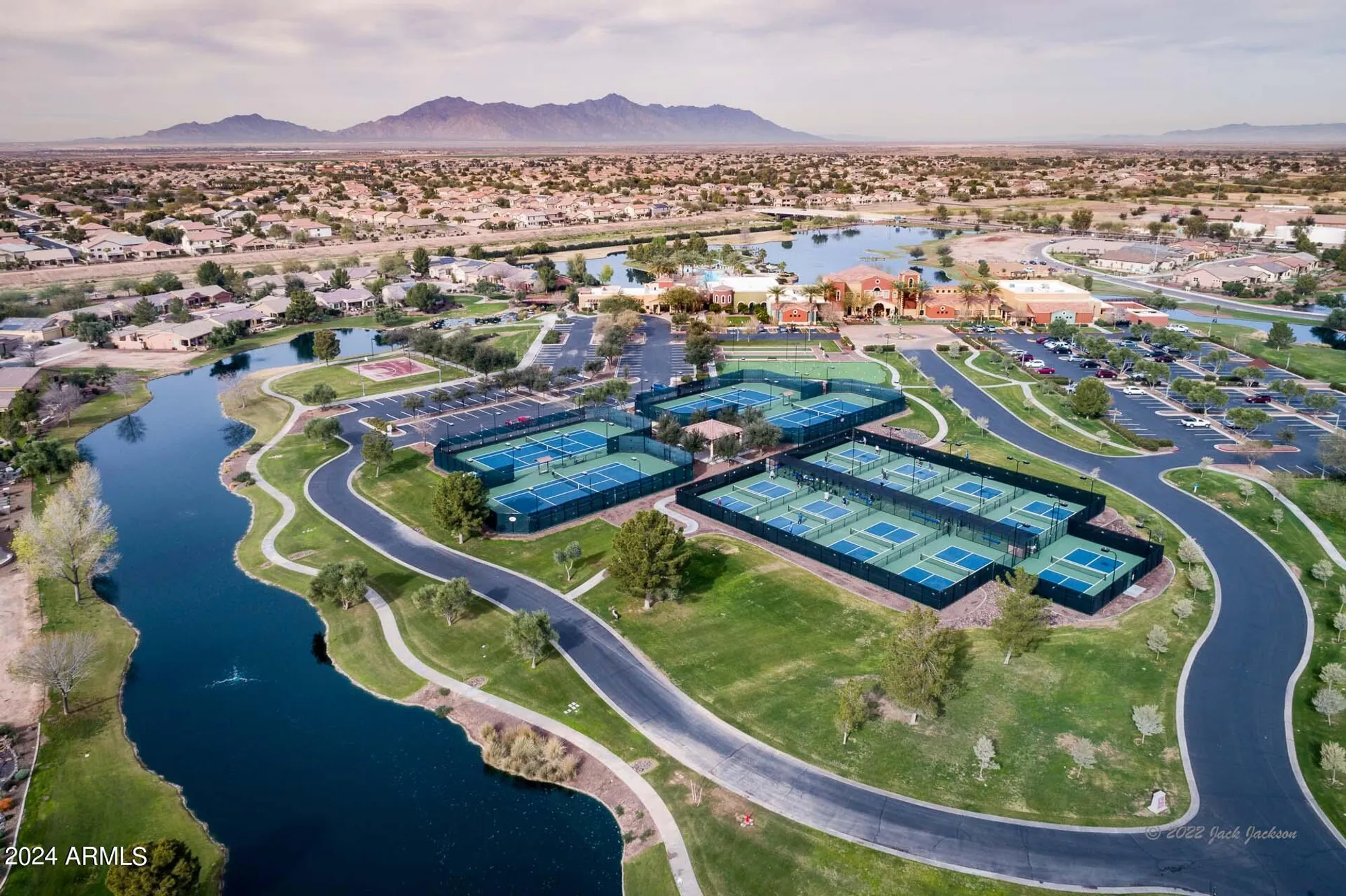 Property Slideshow image 28 of 46 | 20183 n big dipper dr, Maricopa, AZ, 85138