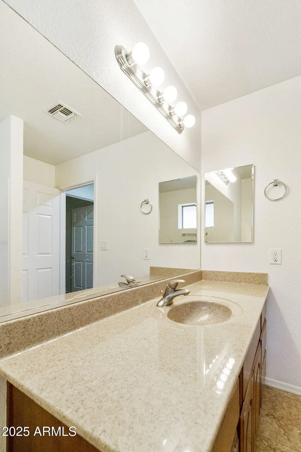 Property Slideshow image 19 of 34 | 2730 s willow wood, Mesa, AZ, 85209