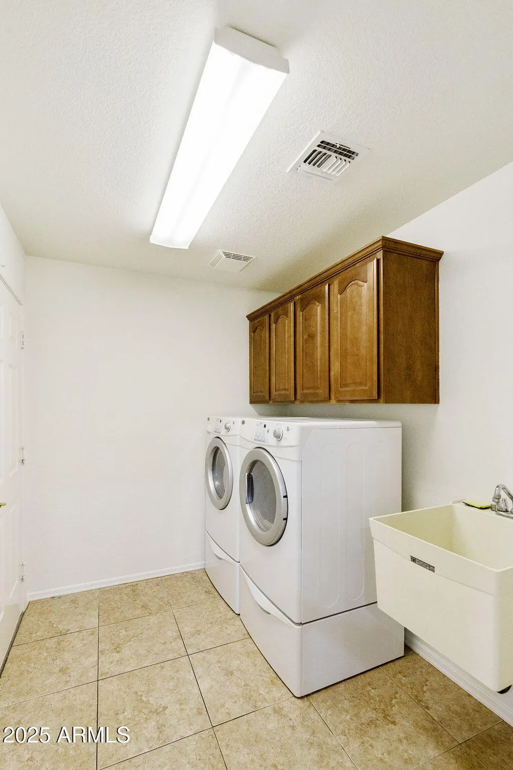 Property Slideshow image 20 of 34 | 2730 s willow wood, Mesa, AZ, 85209