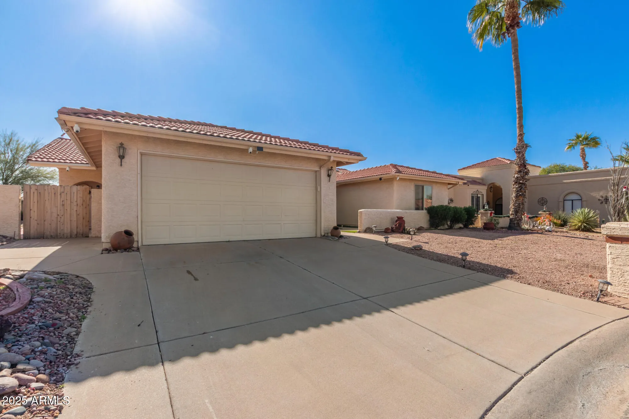 Property Slideshow image 2 of 37 | 10723 e navajo pl, Sun Lakes, AZ, 85248