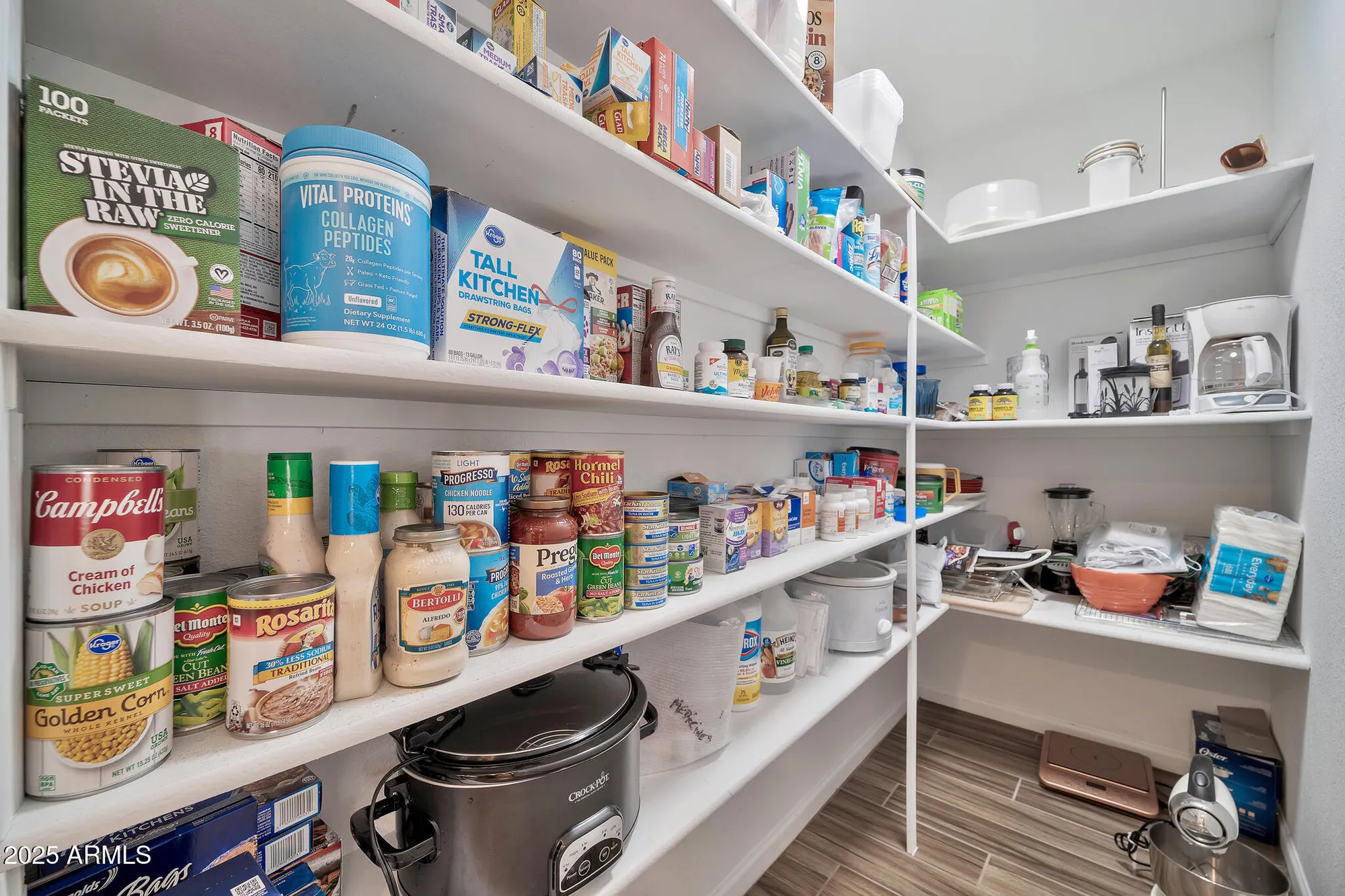 Property Slideshow image 7 of 34 | 9866 w highwood ct, Sun City, AZ, 85373