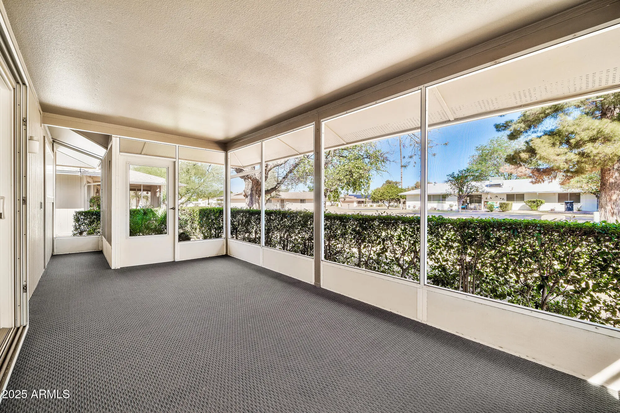 Property Slideshow image 26 of 34 | 9866 w highwood ct, Sun City, AZ, 85373