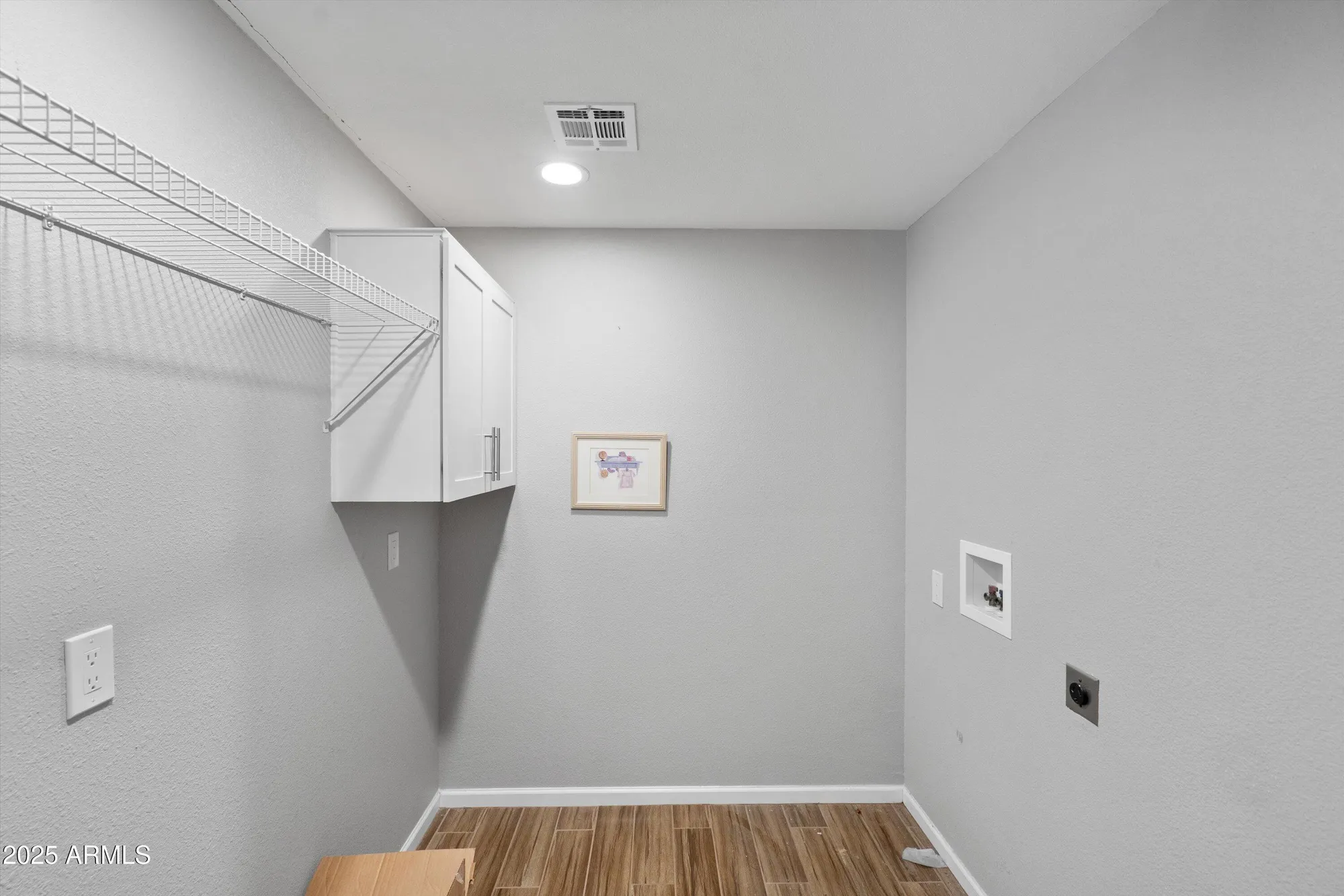 Property Slideshow image 24 of 34 | 9866 w highwood ct, Sun City, AZ, 85373