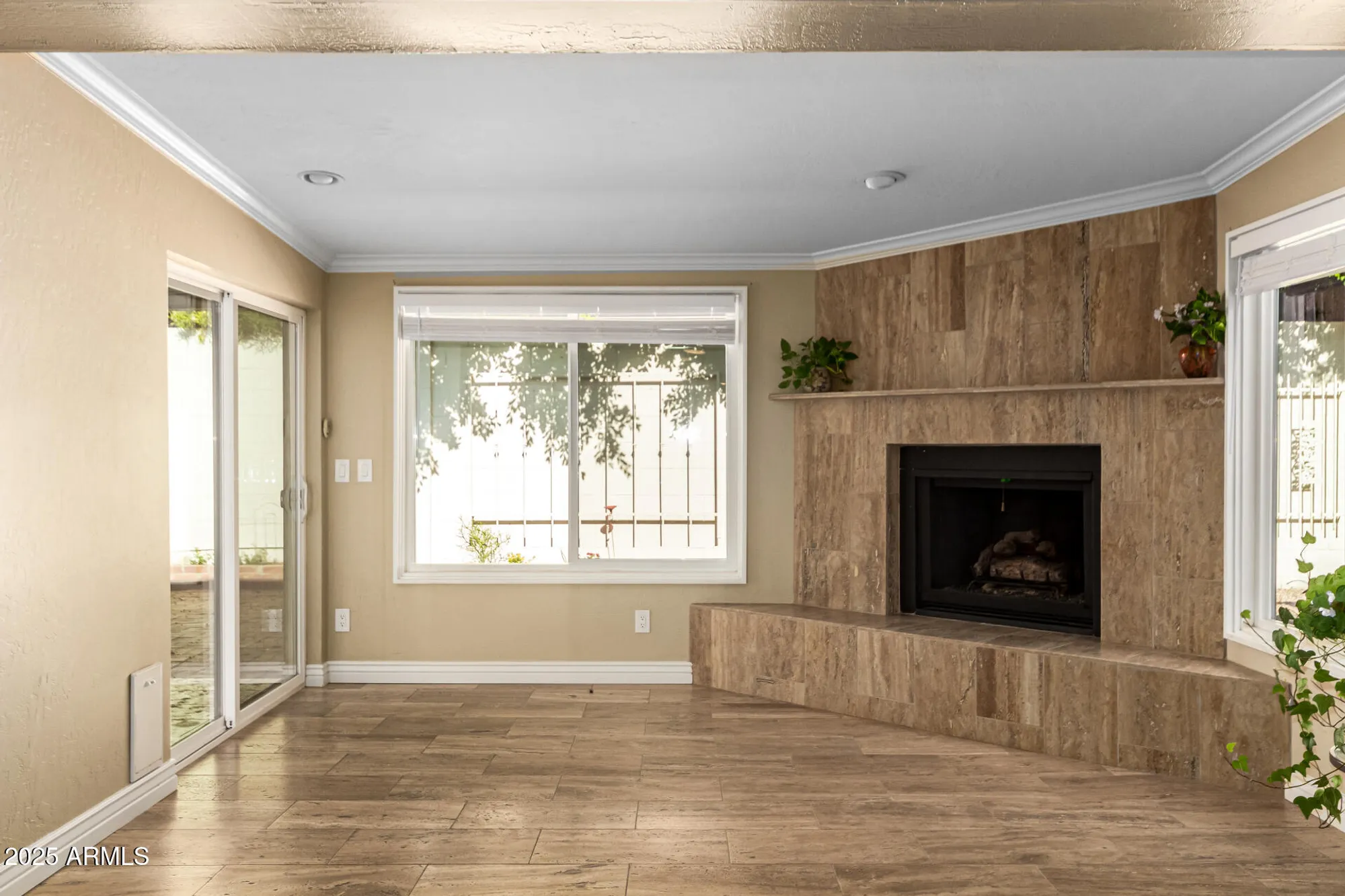 Property Slideshow image 10 of 33 | 7846 e northland dr, Scottsdale, AZ, 85251