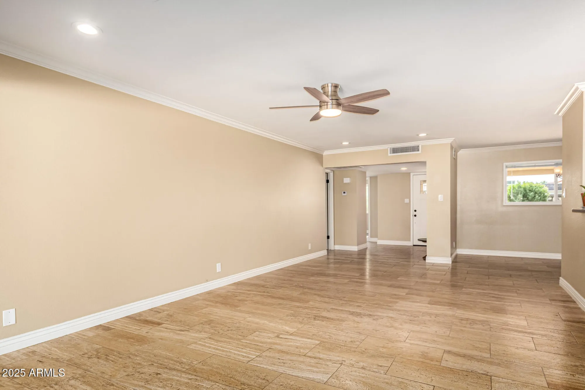 Property Slideshow image 9 of 33 | 7846 e northland dr, Scottsdale, AZ, 85251