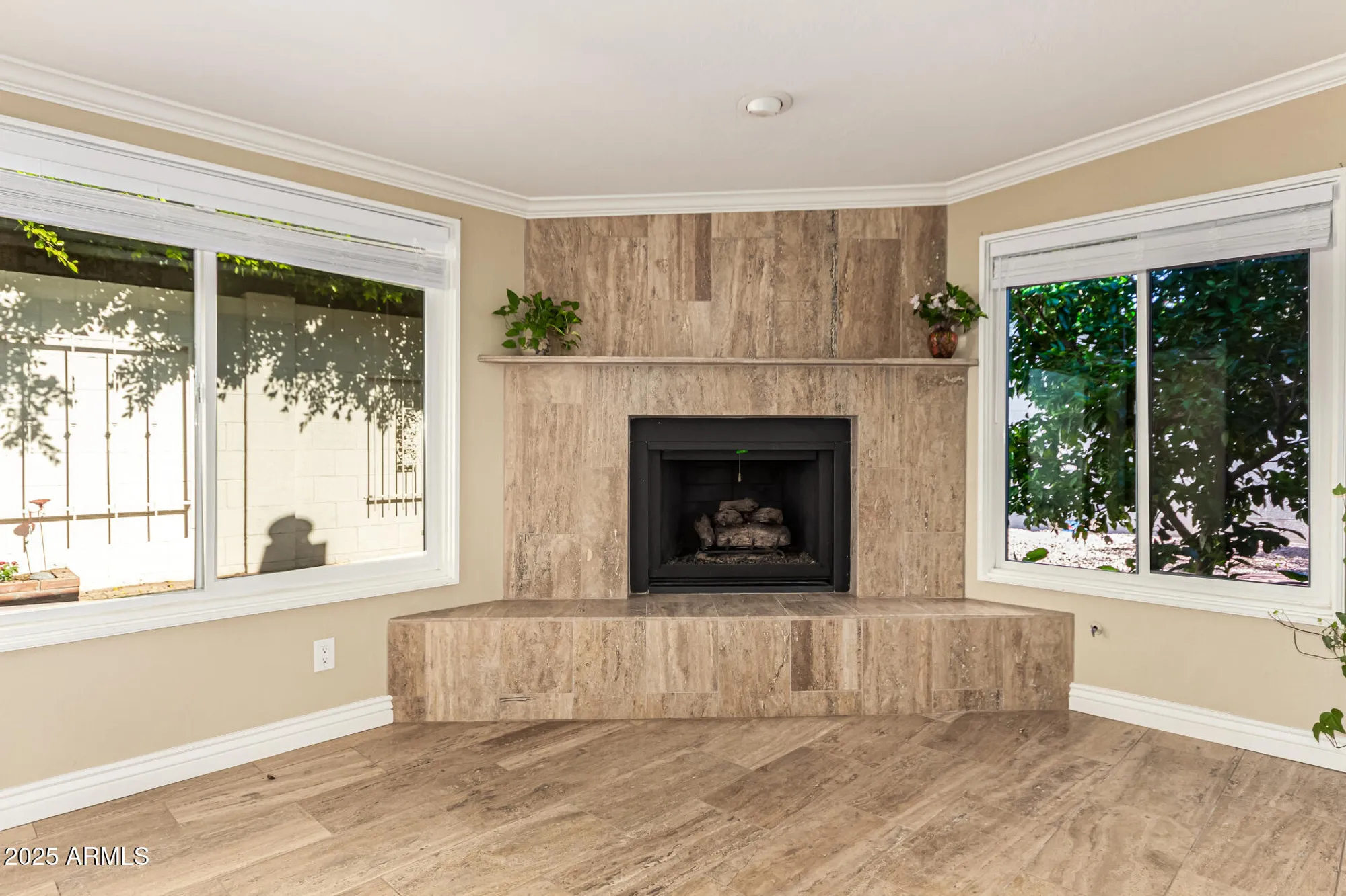 Property Slideshow image 11 of 33 | 7846 e northland dr, Scottsdale, AZ, 85251