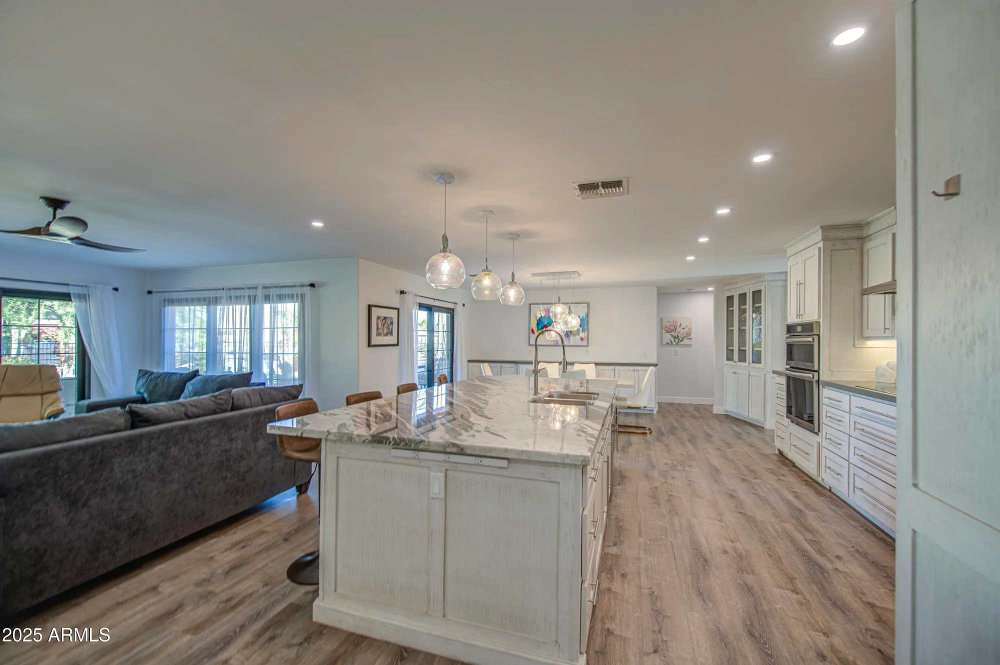 Property Slideshow image 18 of 53 | 9526 w calico dr, Sun City, AZ, 85373